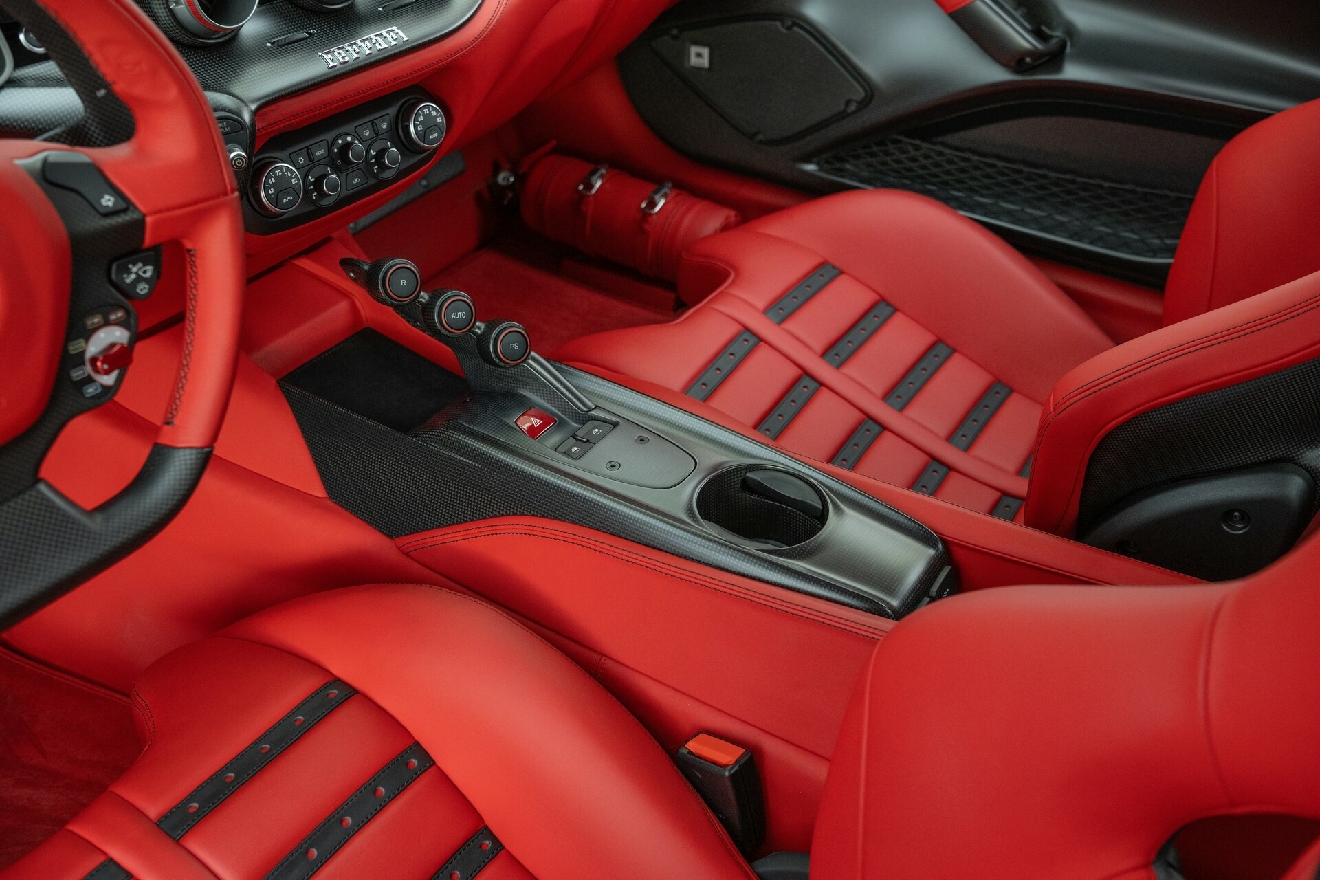 Ferrari F12tdf - 9