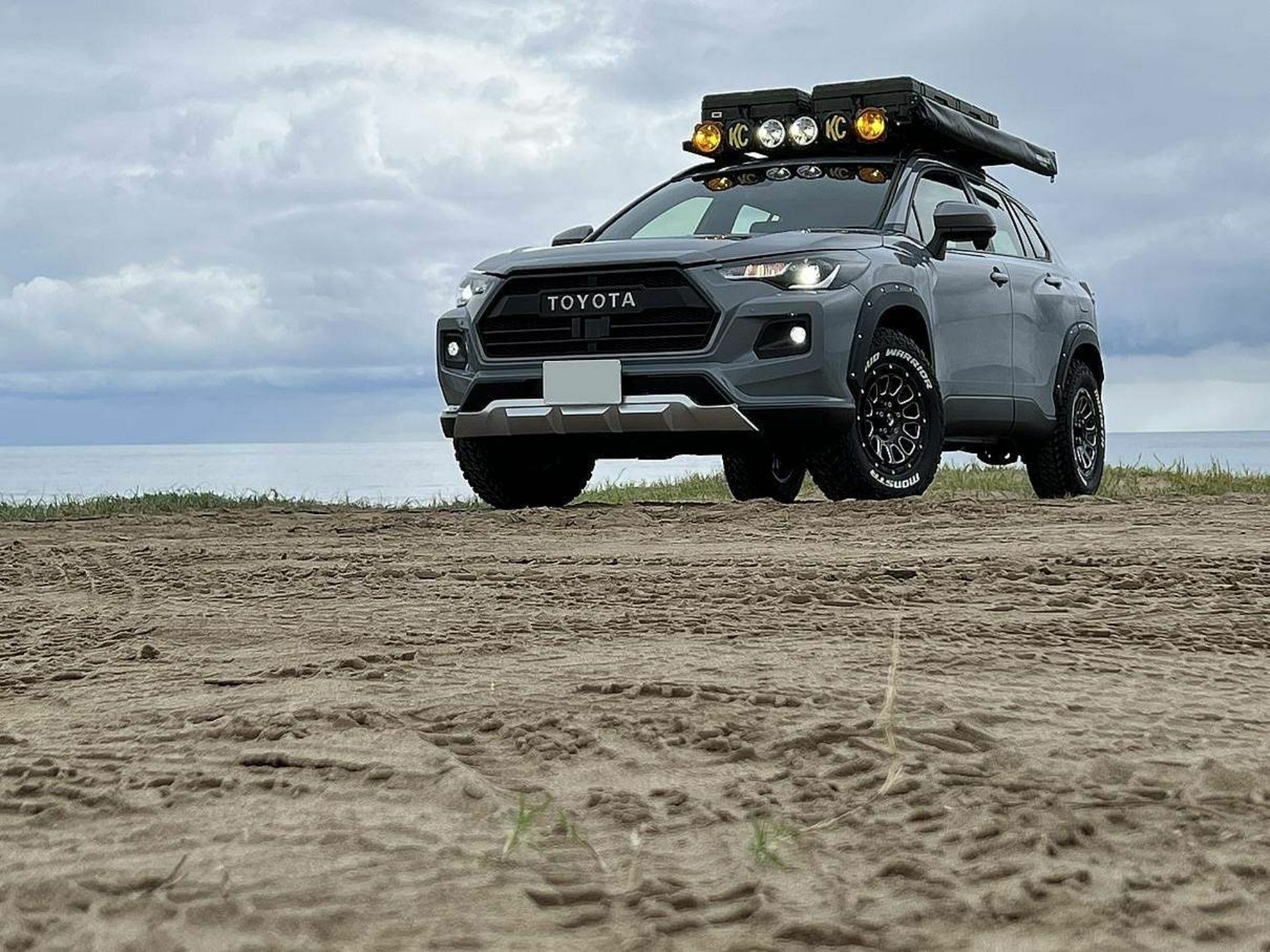 Toyota Corolla Cross With RAV4 Bodykit By Rivai (7)