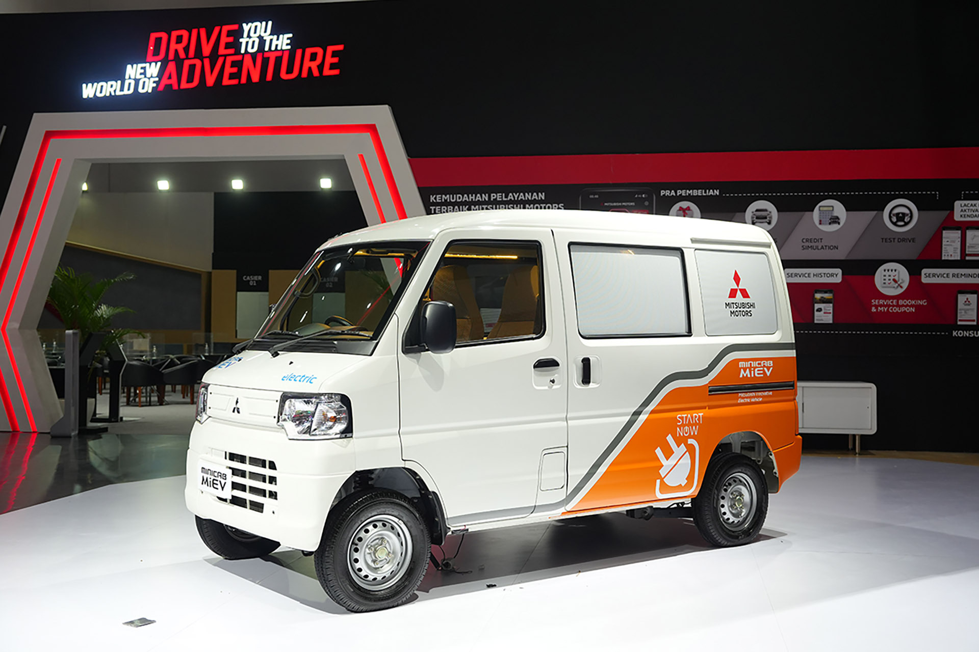 2024 Mitsubishi Minicab-MiEV (1)