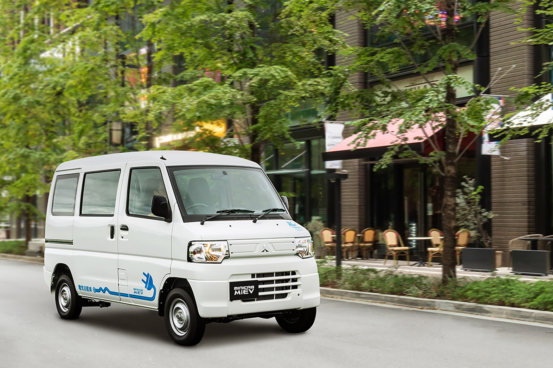 Mitsubishi Minicab MiEV (1)