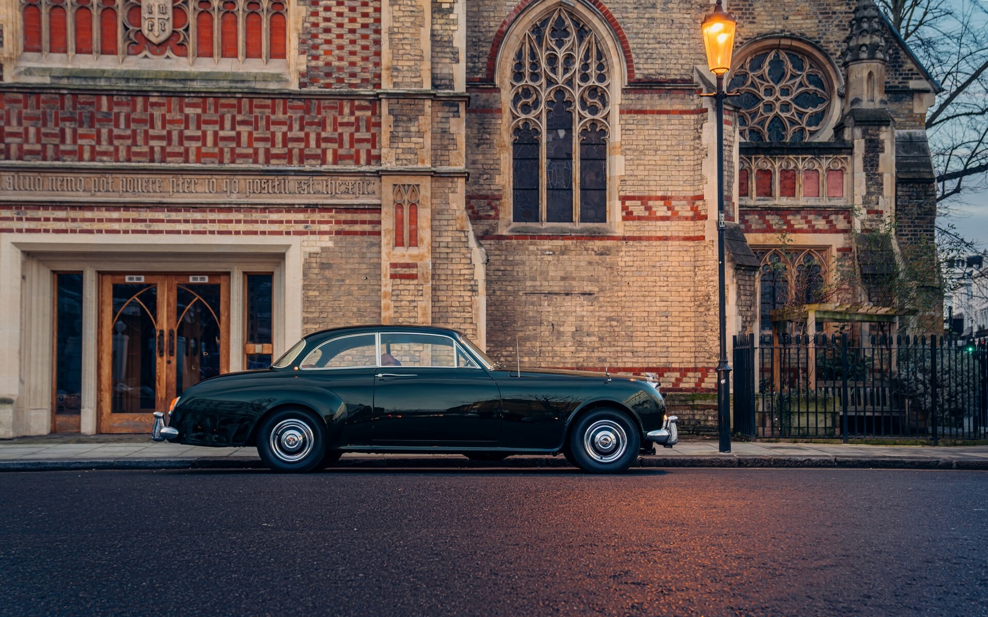 1961 Bentley S2 Continental EV 14