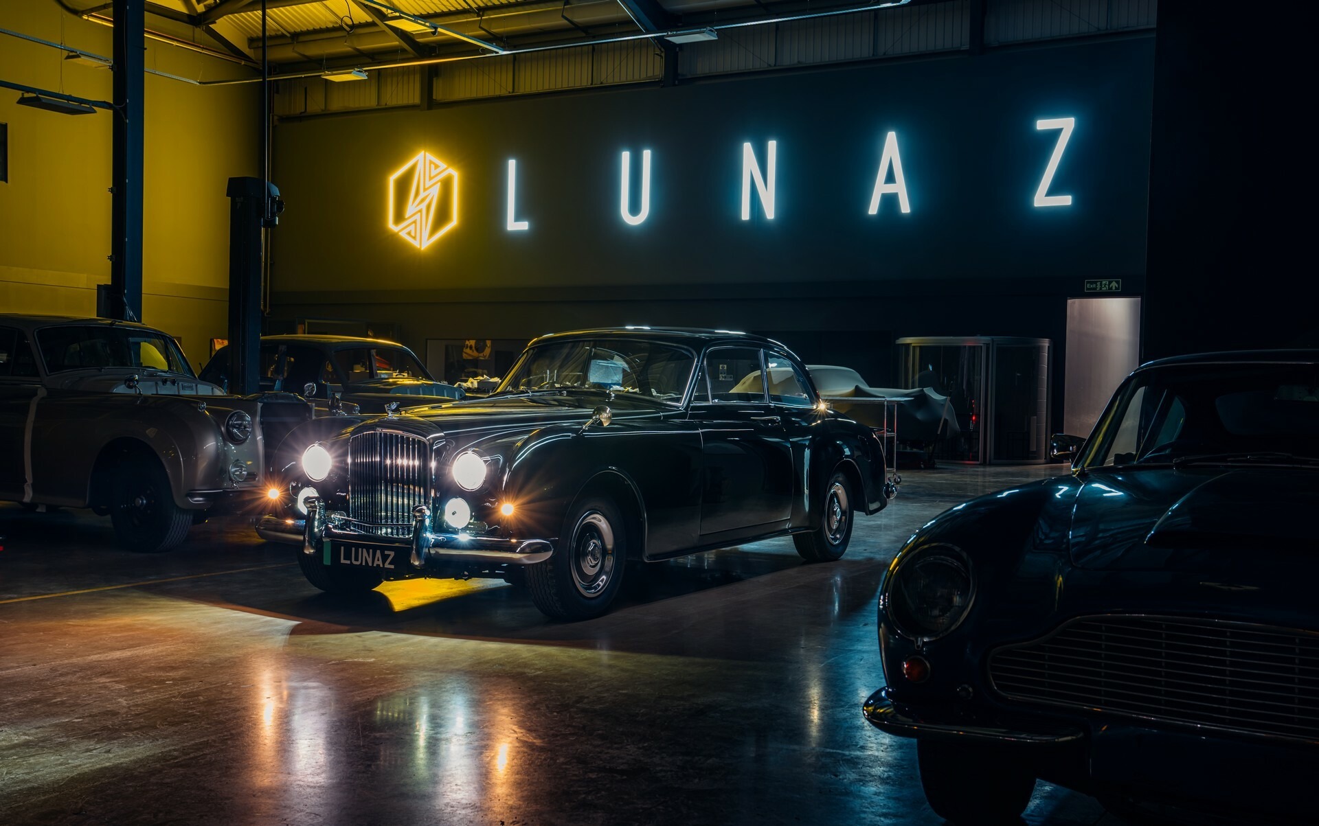 1961 Bentley S2 Continental EV 2
