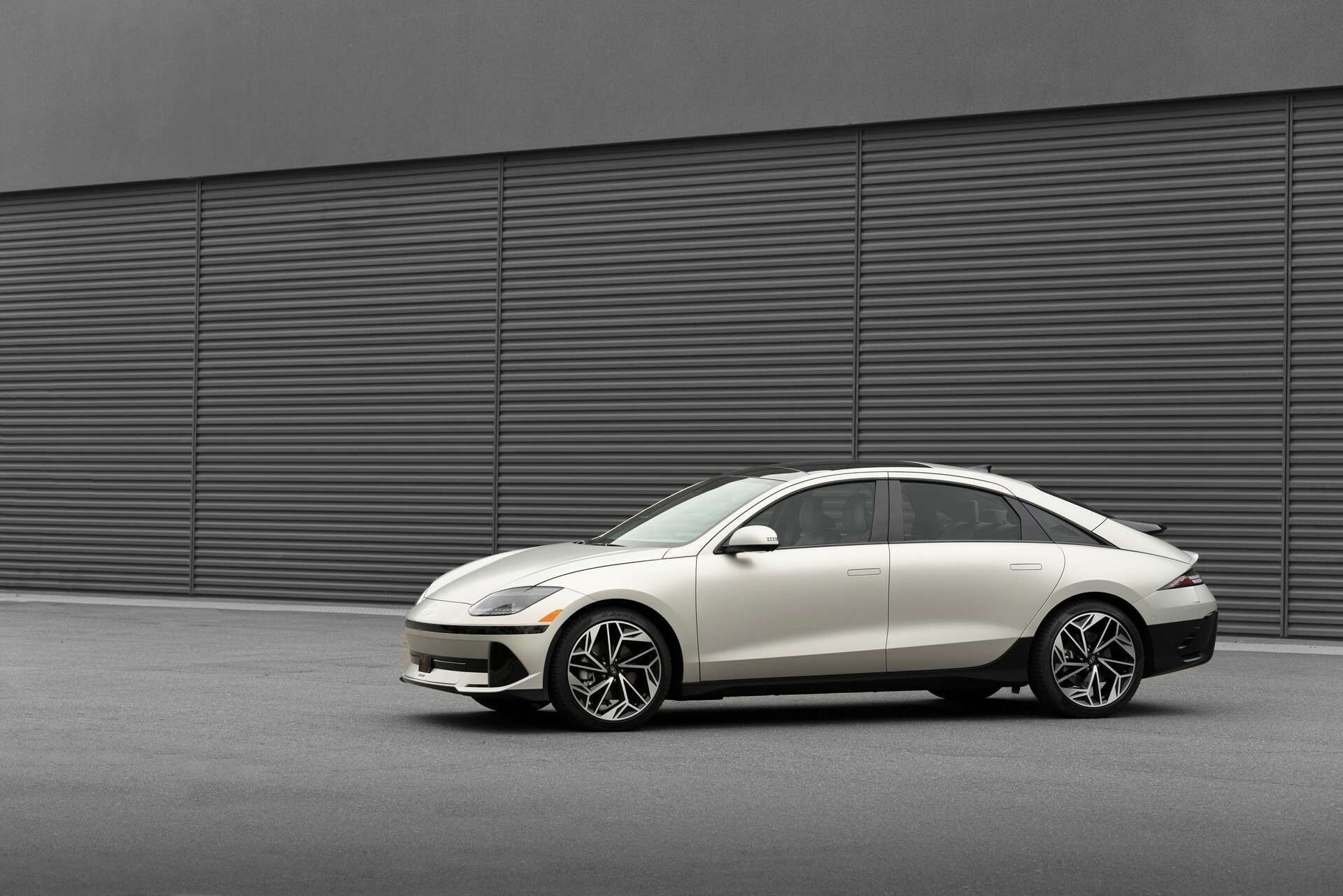2023 Hyundai Ioniq 6 11