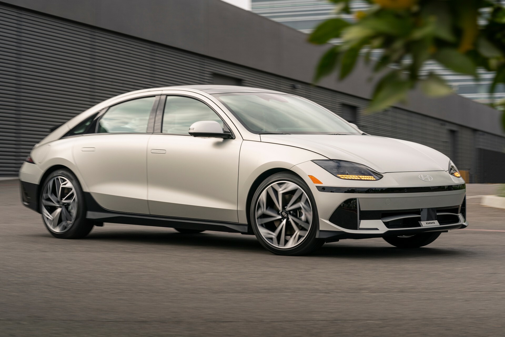 2023 Hyundai Ioniq 6 17