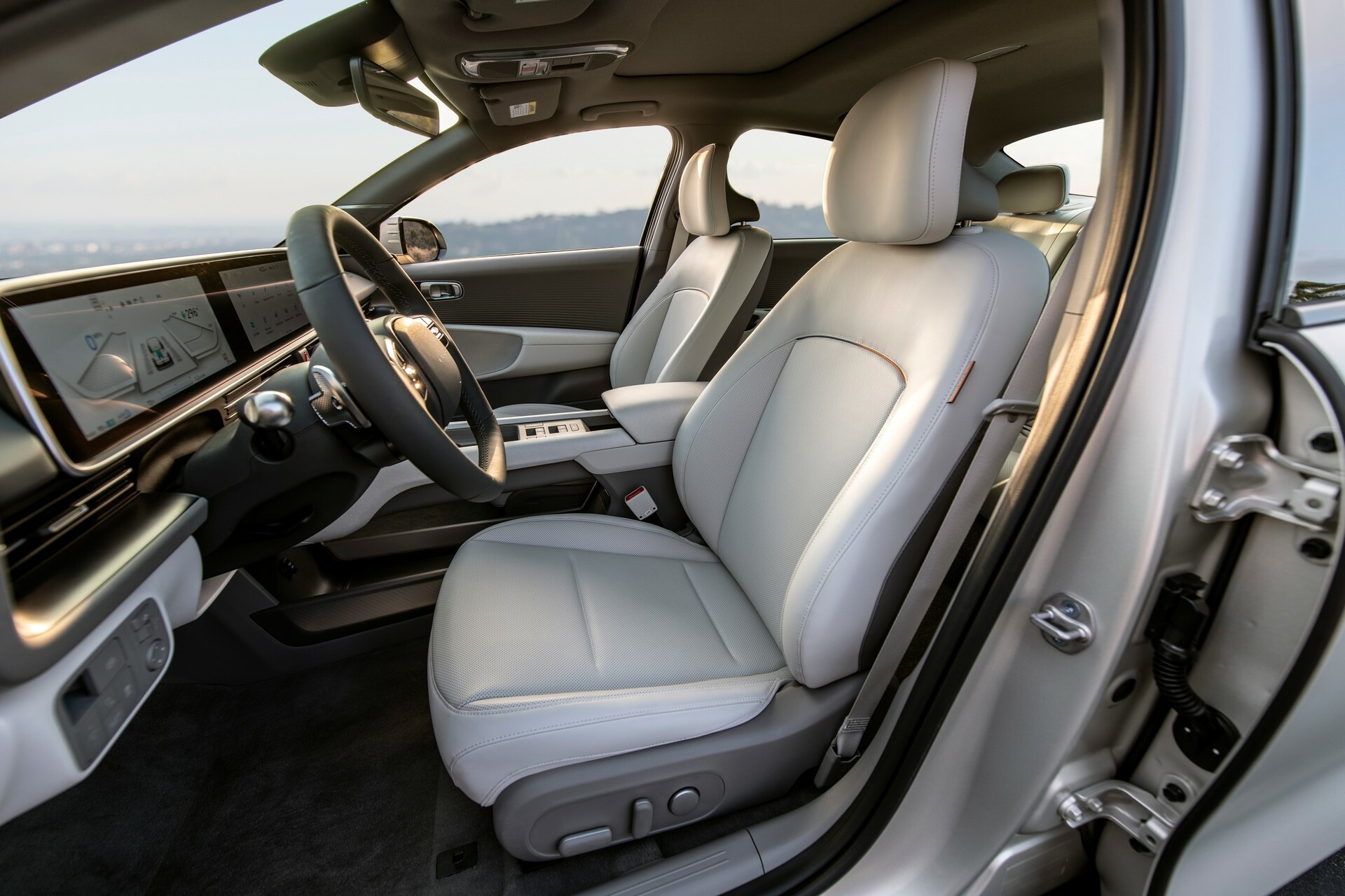 2023 Hyundai Ioniq 6 21