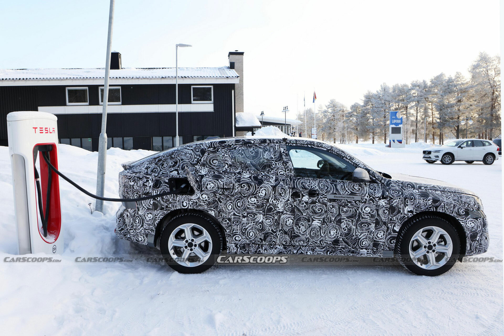 2024-BMW-iX2-12