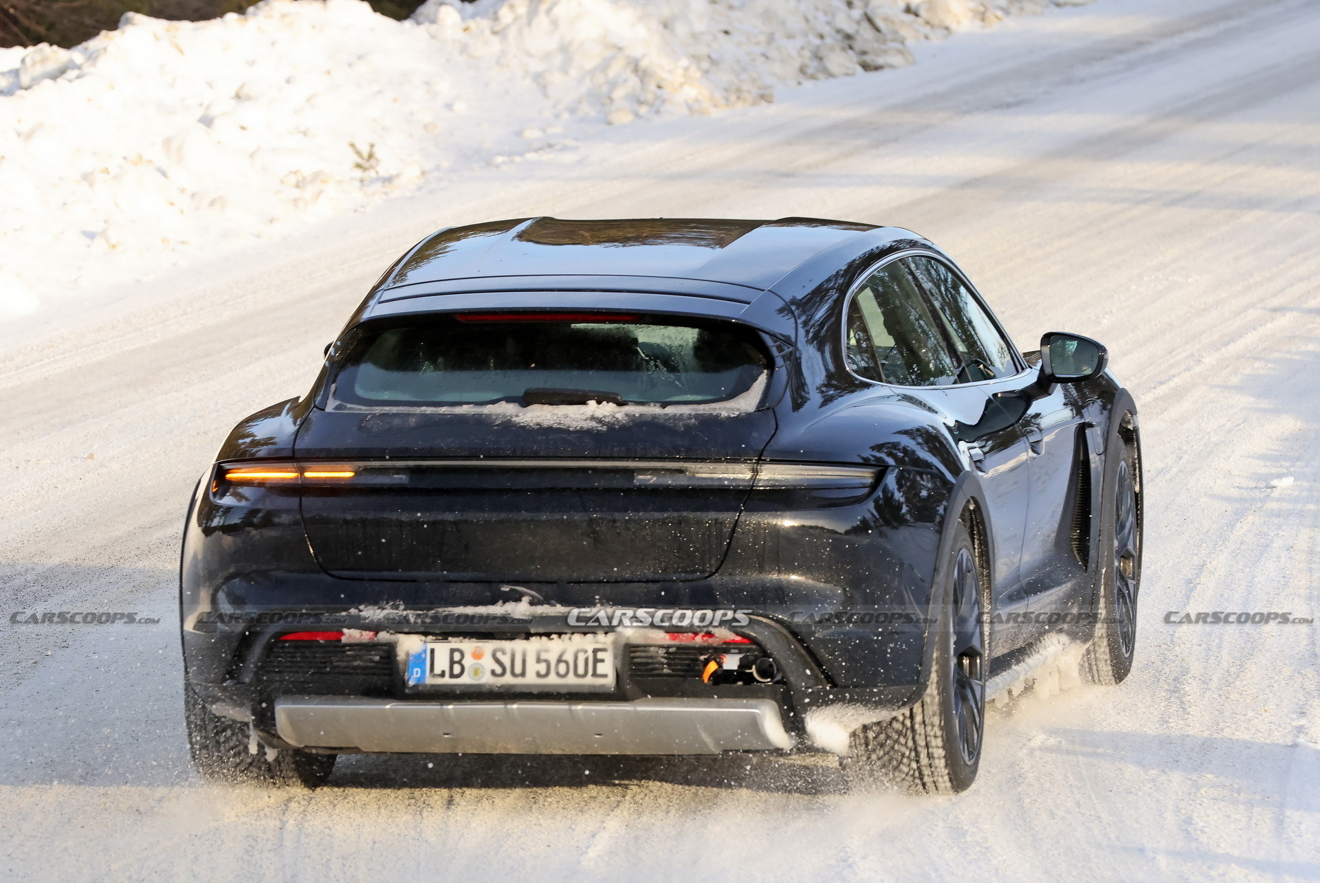 2024 Porsche Taycan - 16