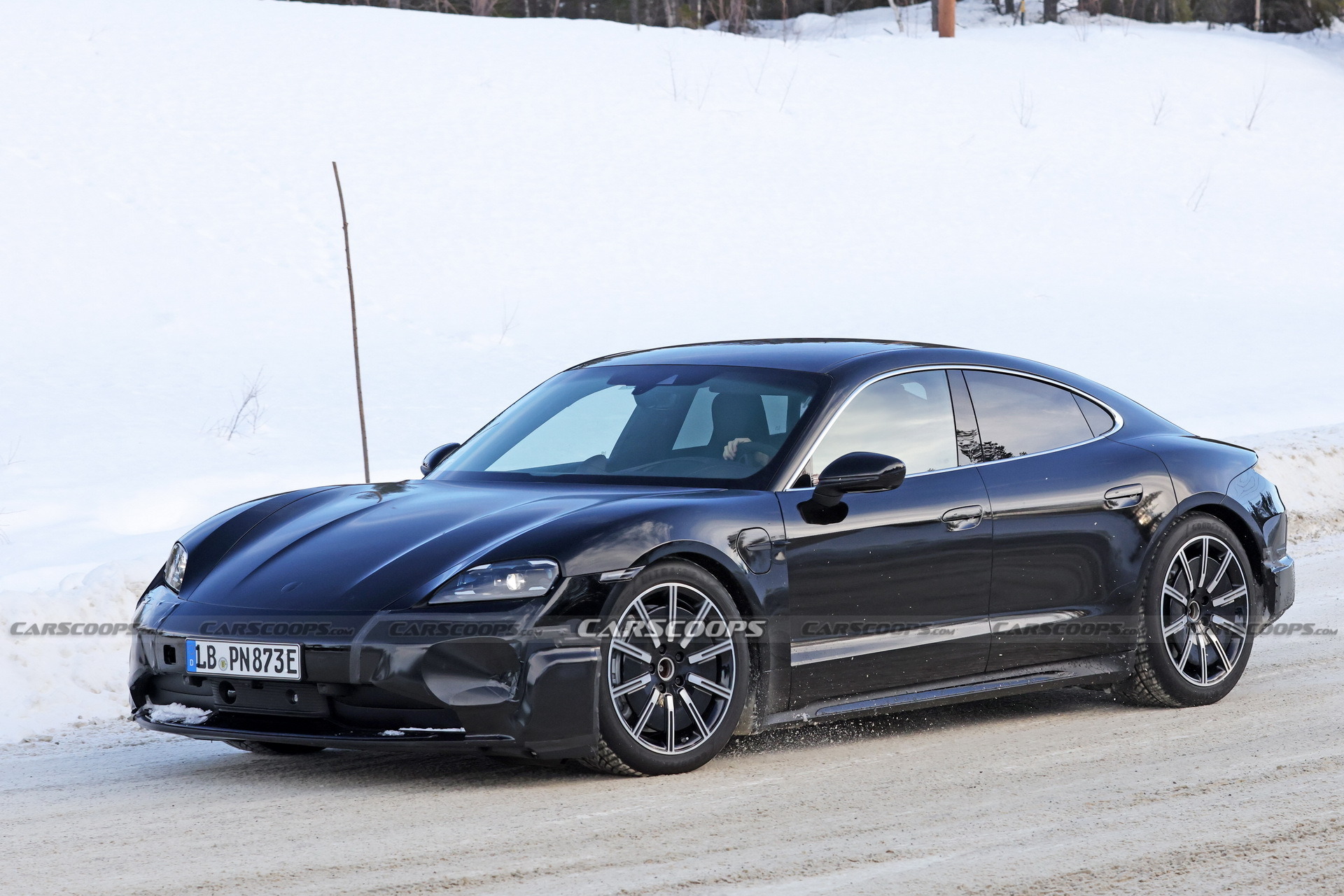 2024 Porsche Taycan - 22