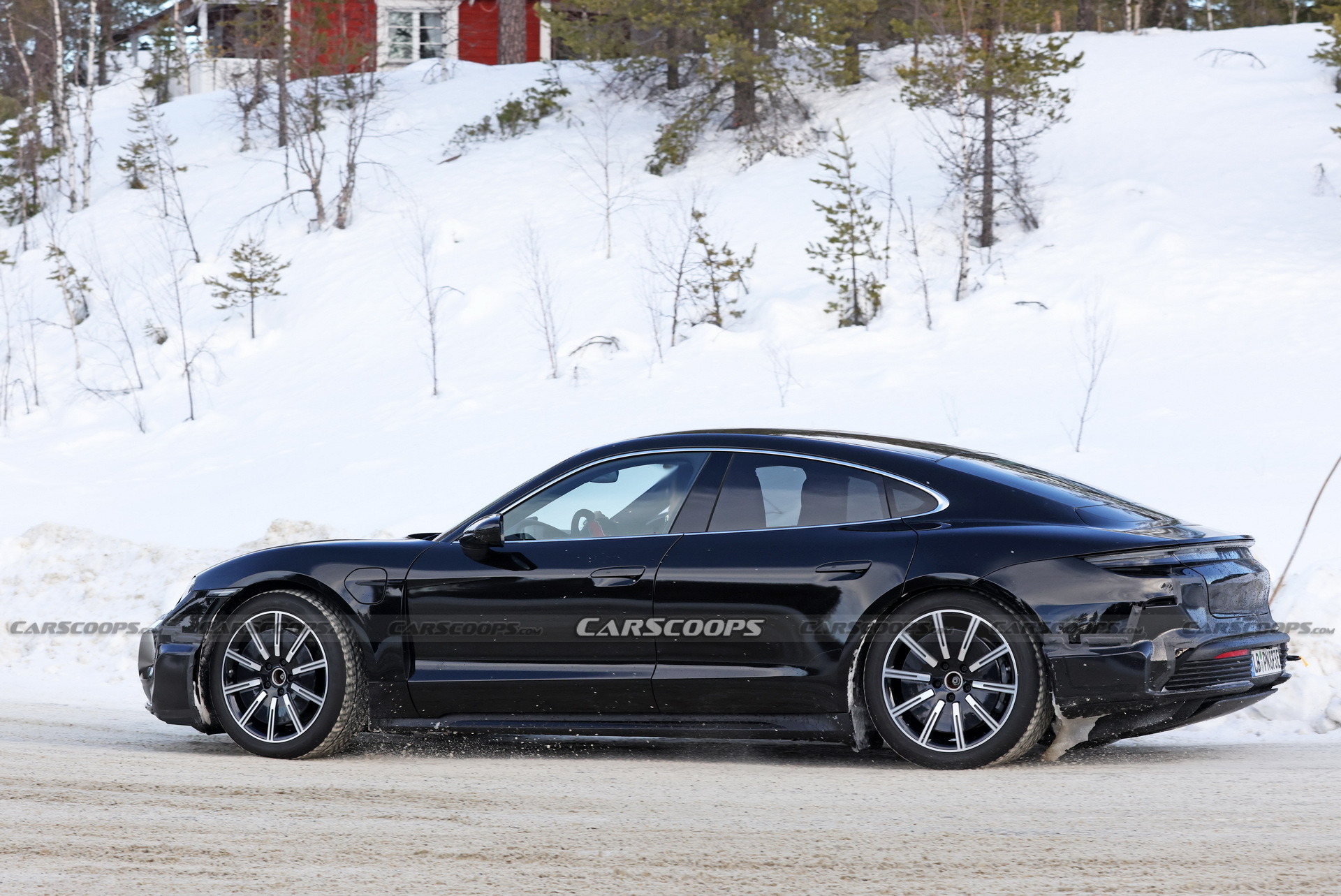 2024 Porsche Taycan - 26