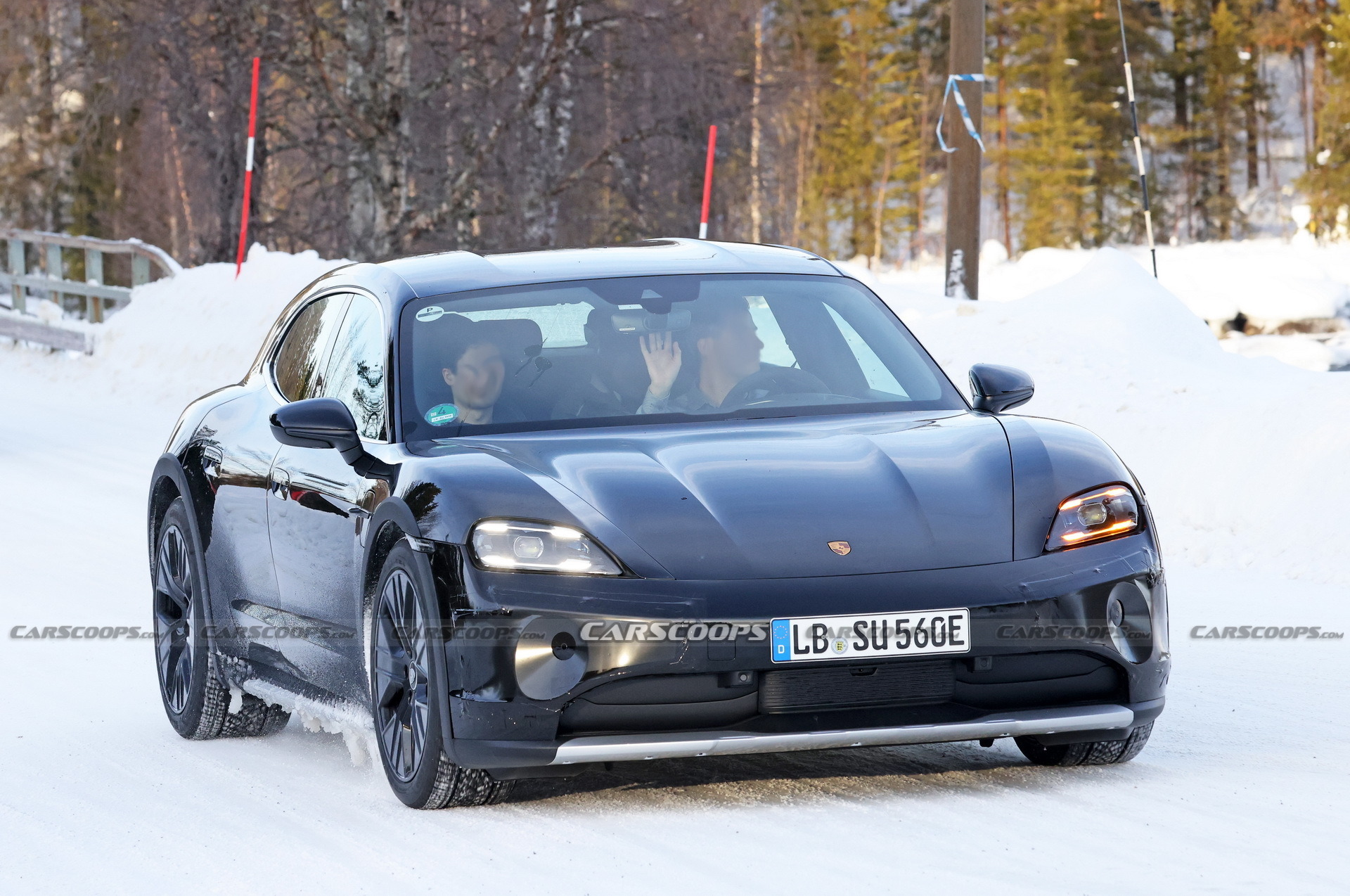 2024 Porsche Taycan - 3