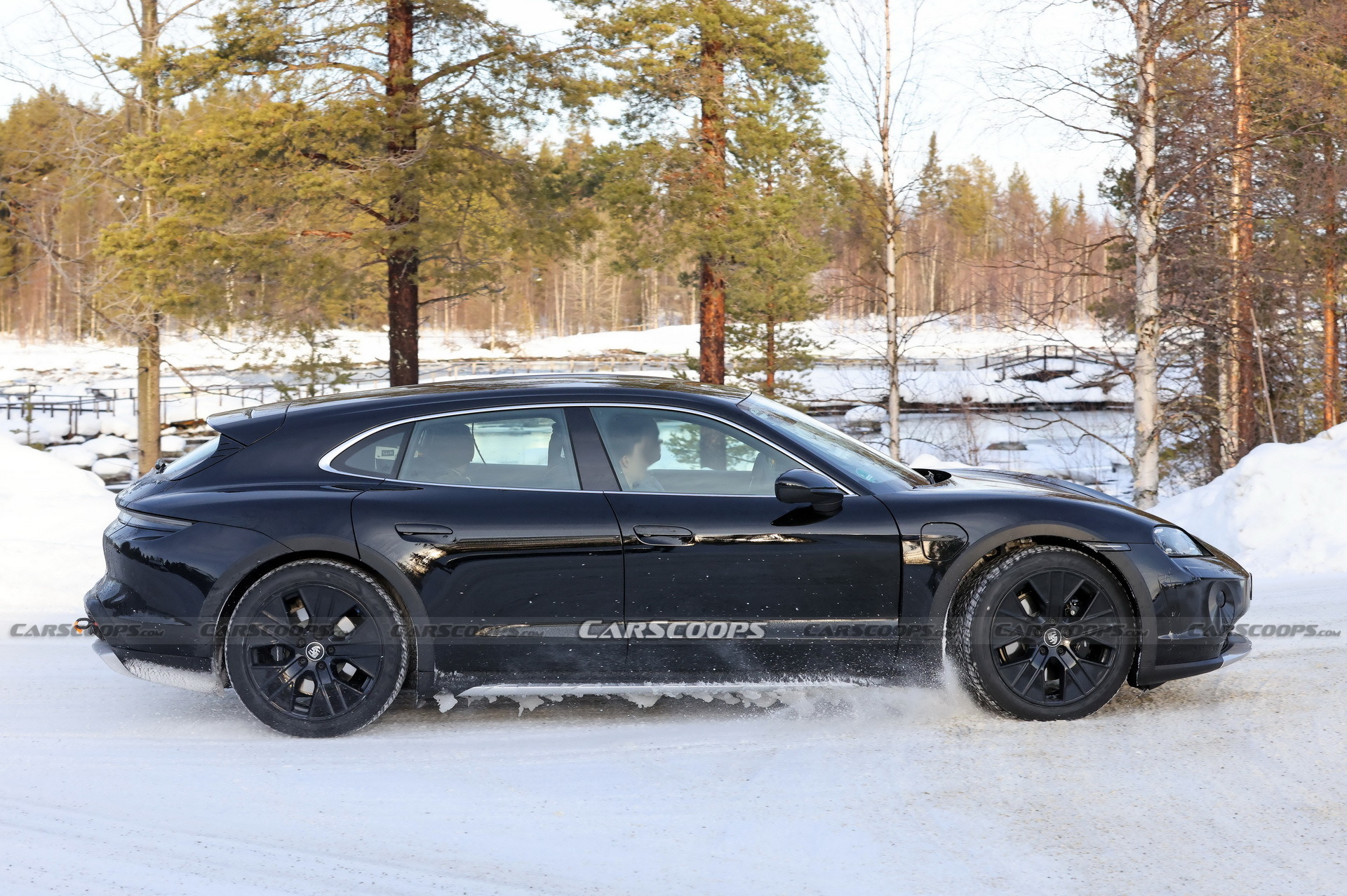 2024 Porsche Taycan - 8