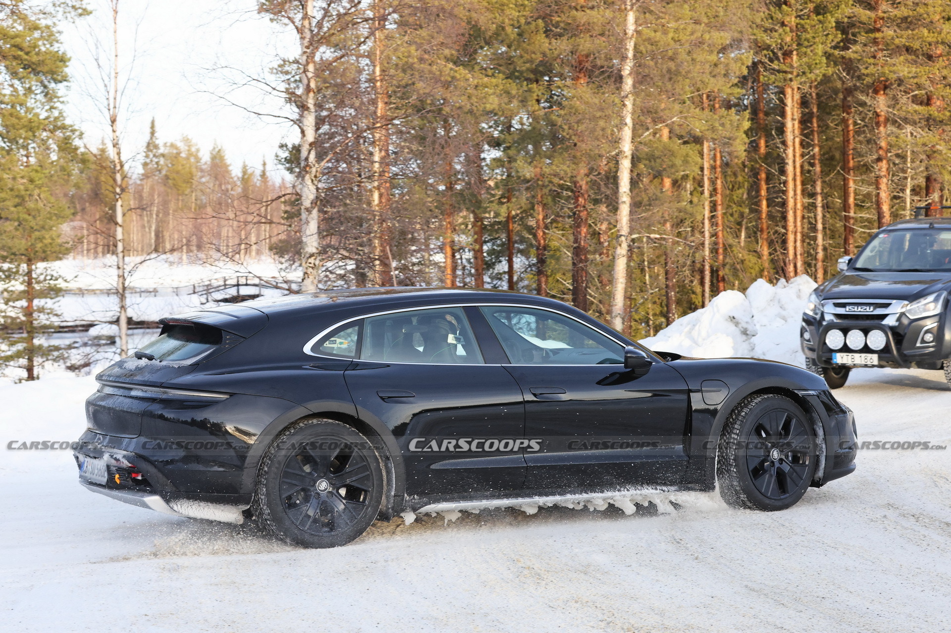 2024 Porsche Taycan - 9
