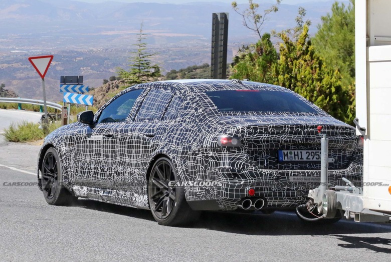 2024 BMW M5 scoop 00016