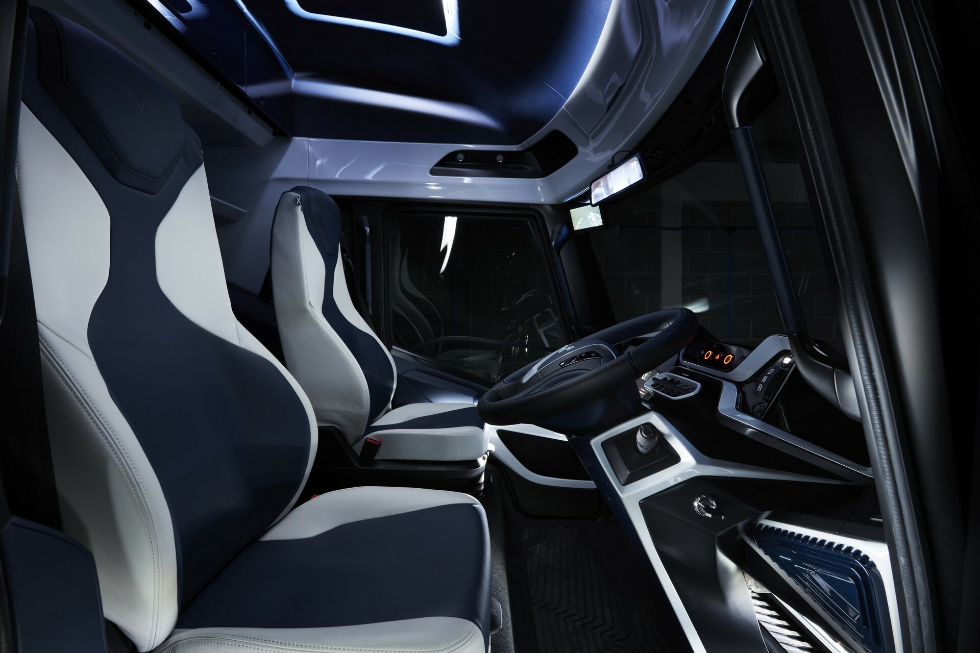 Hydrogen Vehicle Systems UK - 4