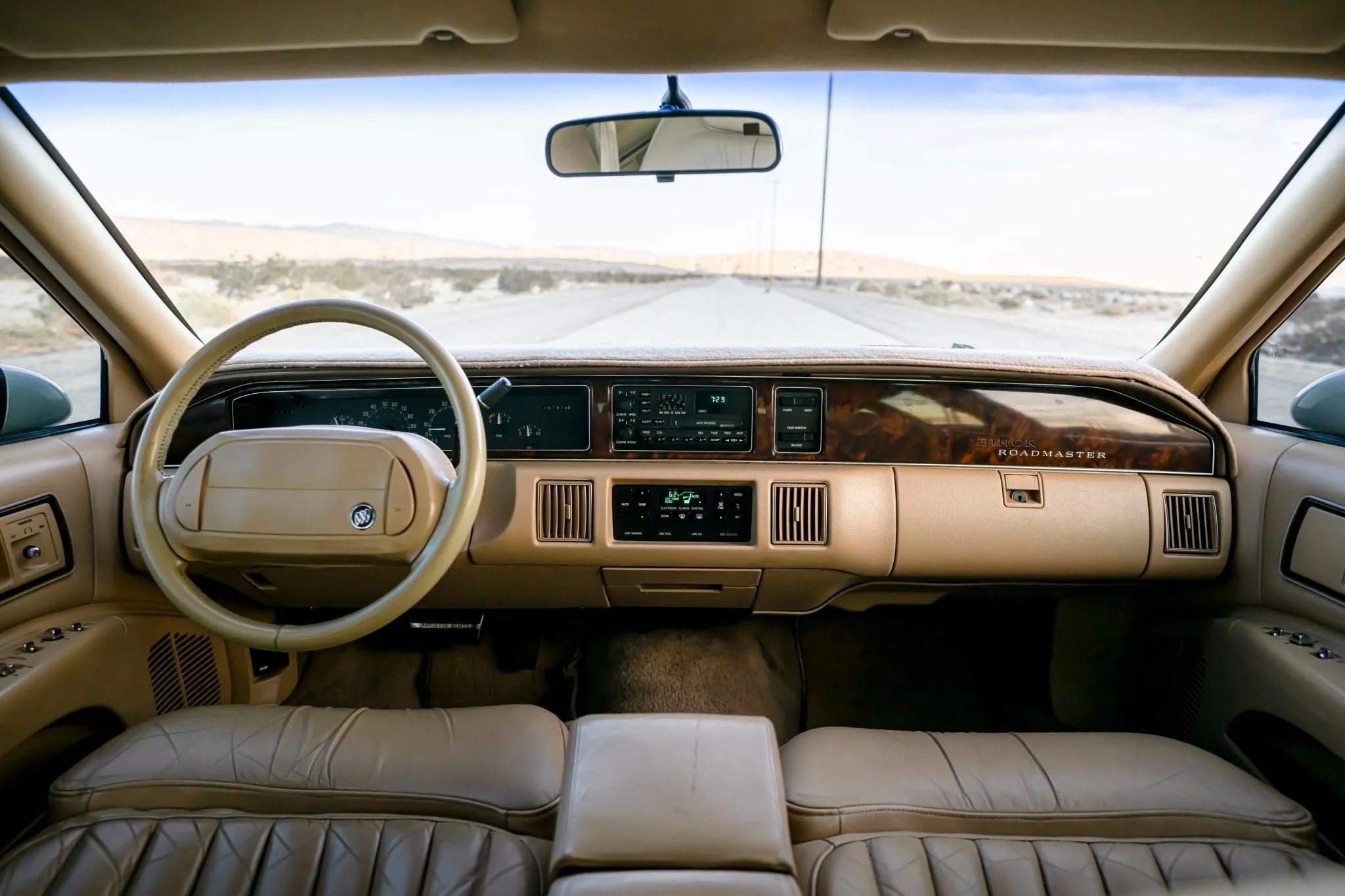 1992_buick_roadmaster_LIPMAN_Roadmaster_069-scaled