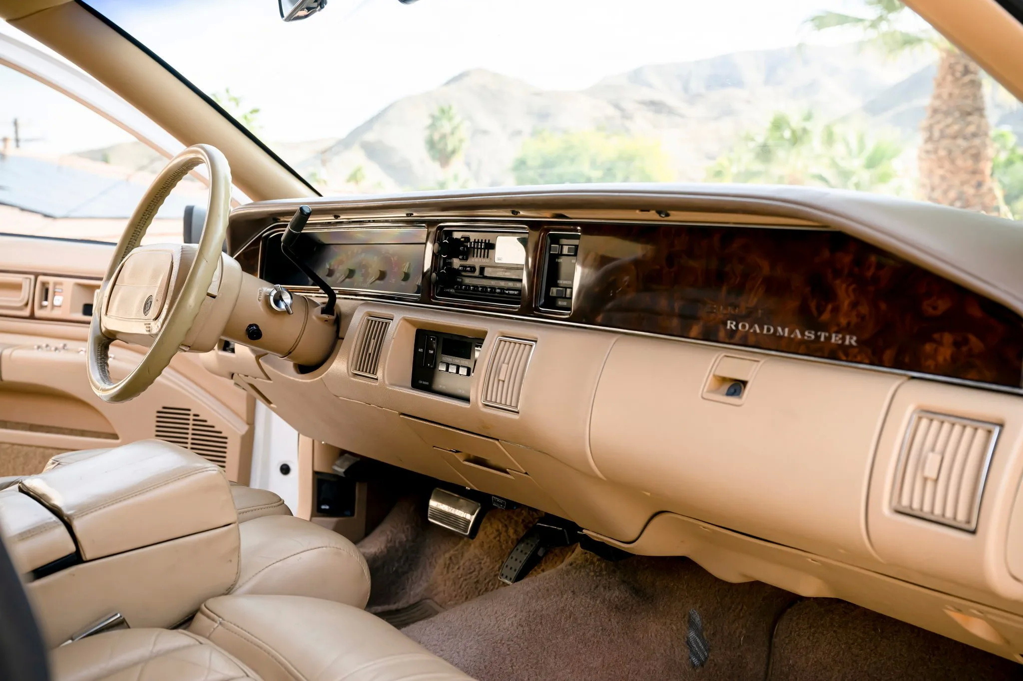 1992_buick_roadmaster_LIPMAN_Roadmaster_071-scaled