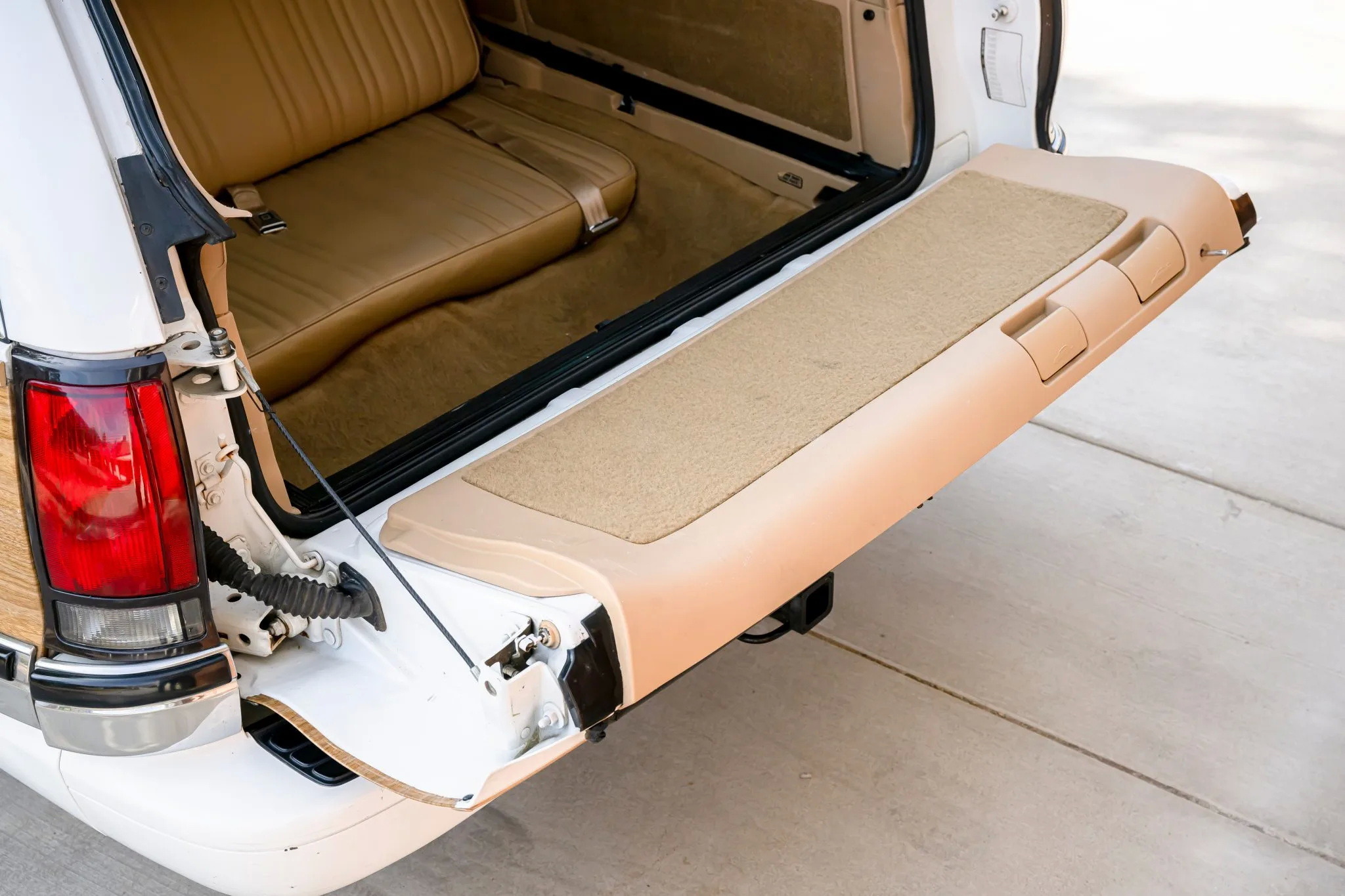 1992_buick_roadmaster_LIPMAN_Roadmaster_119-scaled