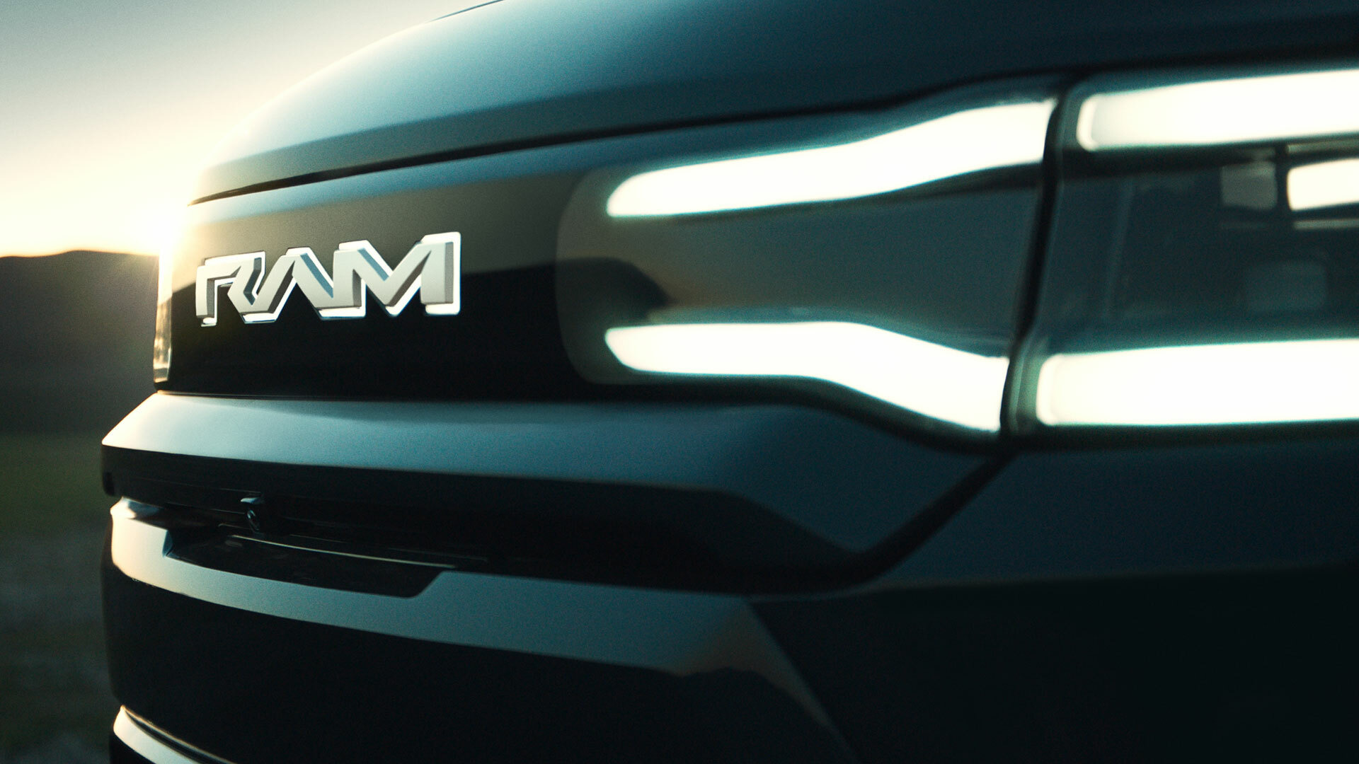 2024-Ram-1500-REV