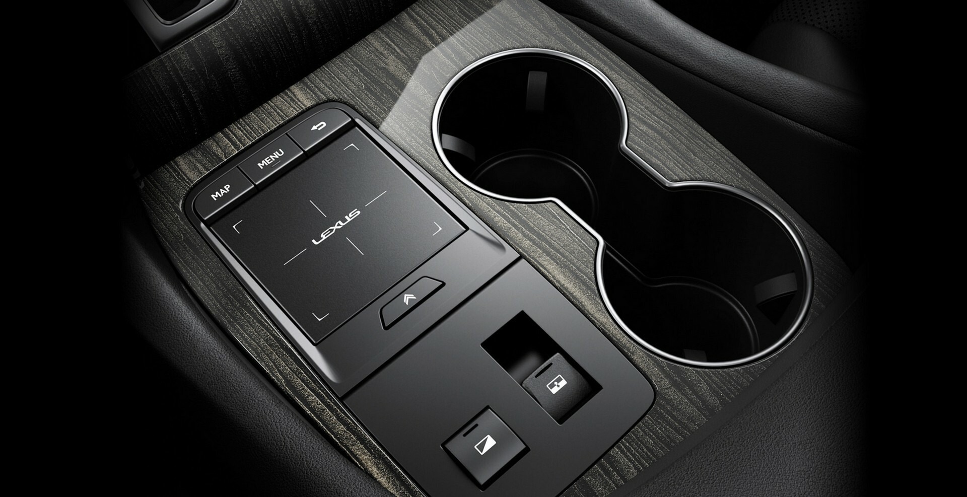2023 Lexus LM 18