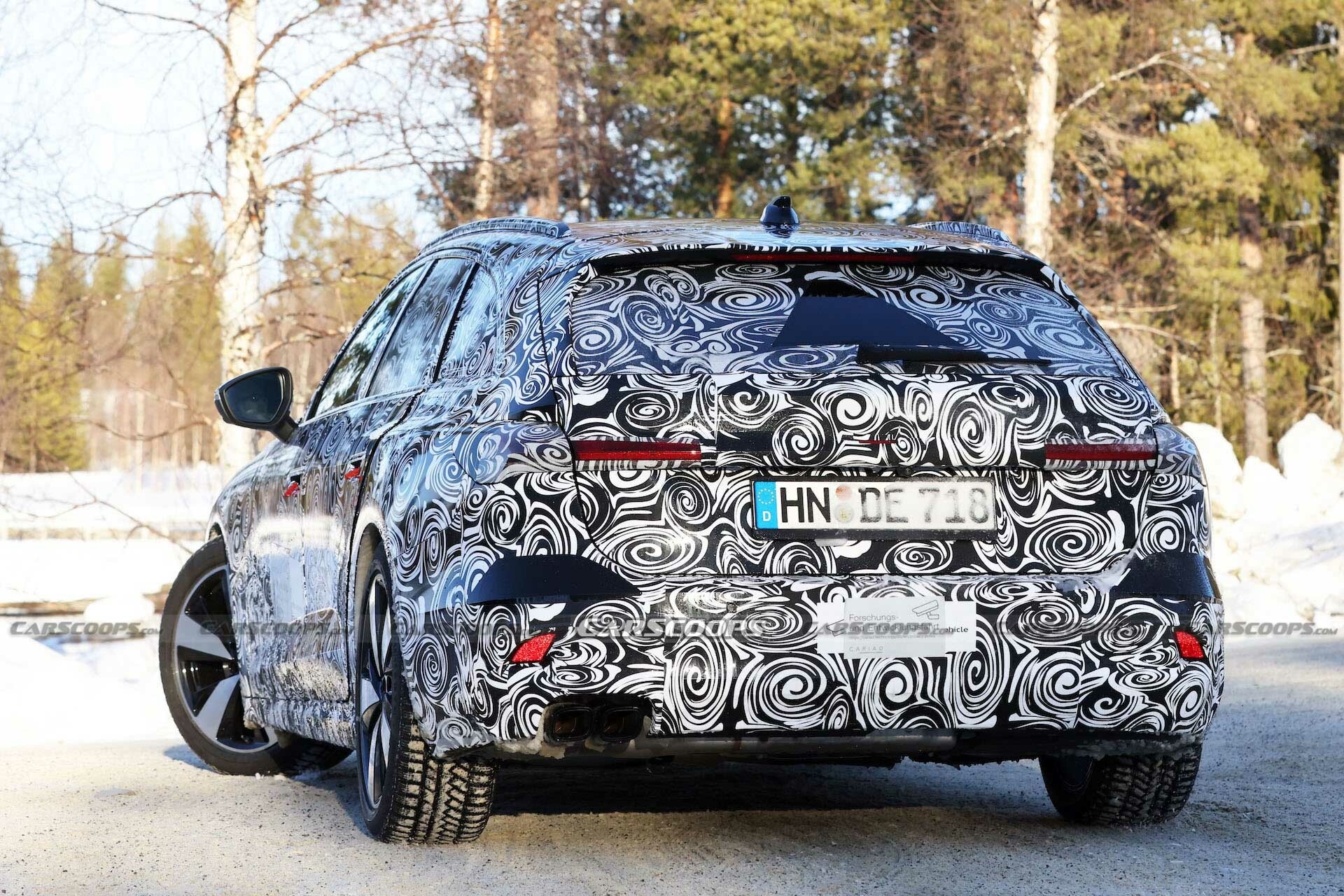 Audi A4 Avant scoop spy 00013