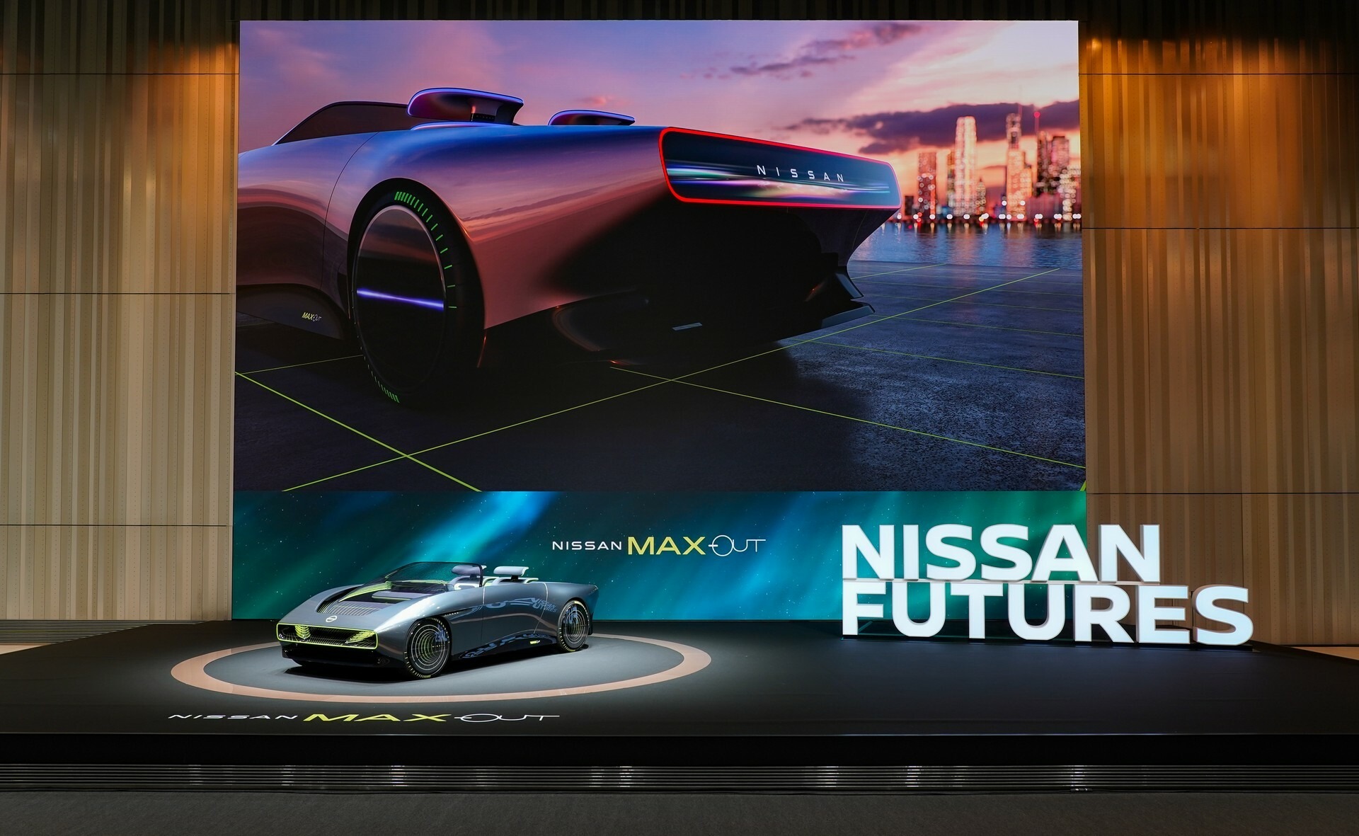Nissan Max-Out Concept 12