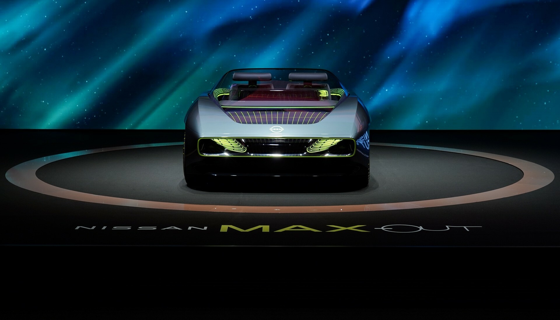 Nissan Max-Out Concept 7