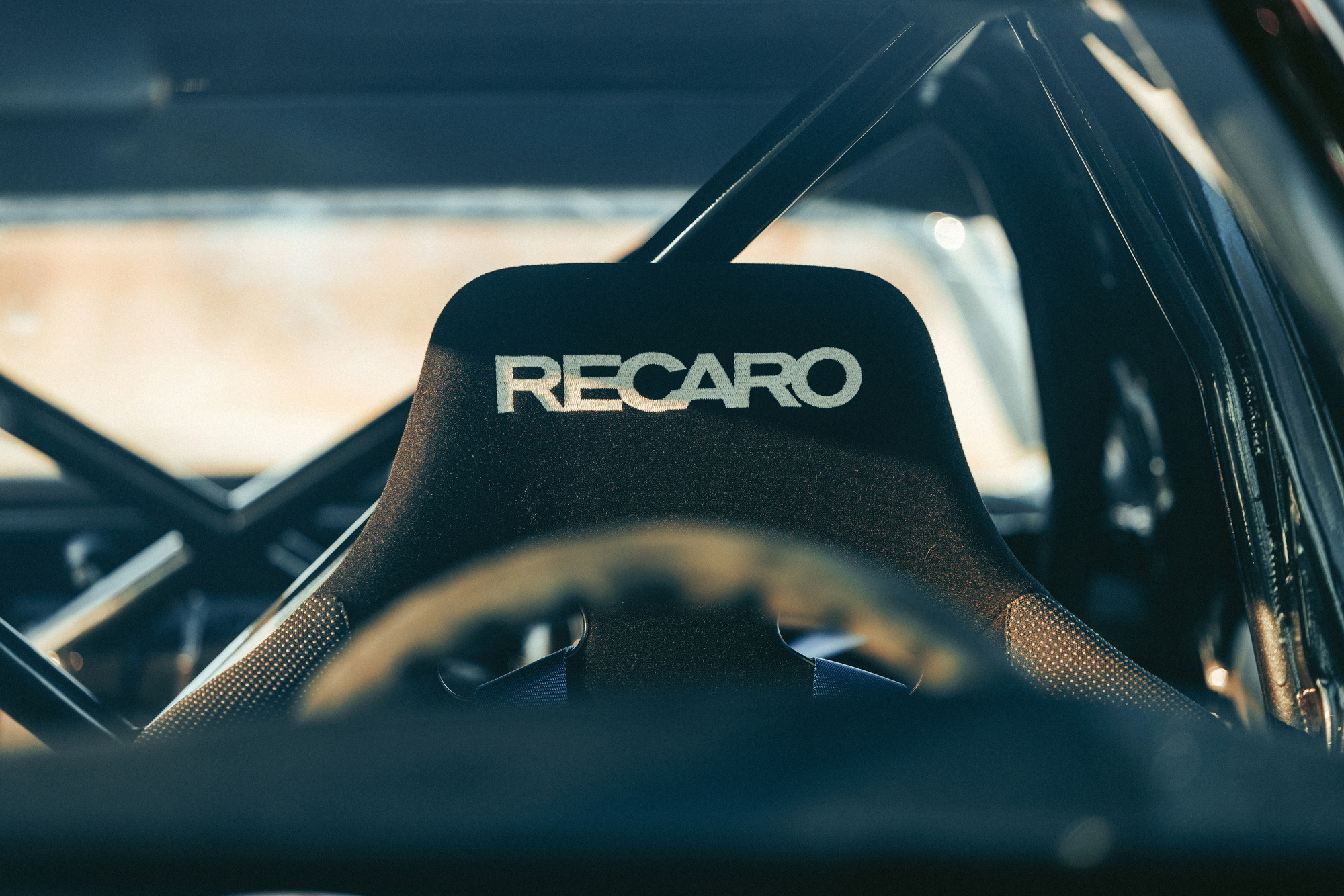 RM Sothebys 1992 Mercedes-AMG 190 E 2..5-16 Evolution II 22