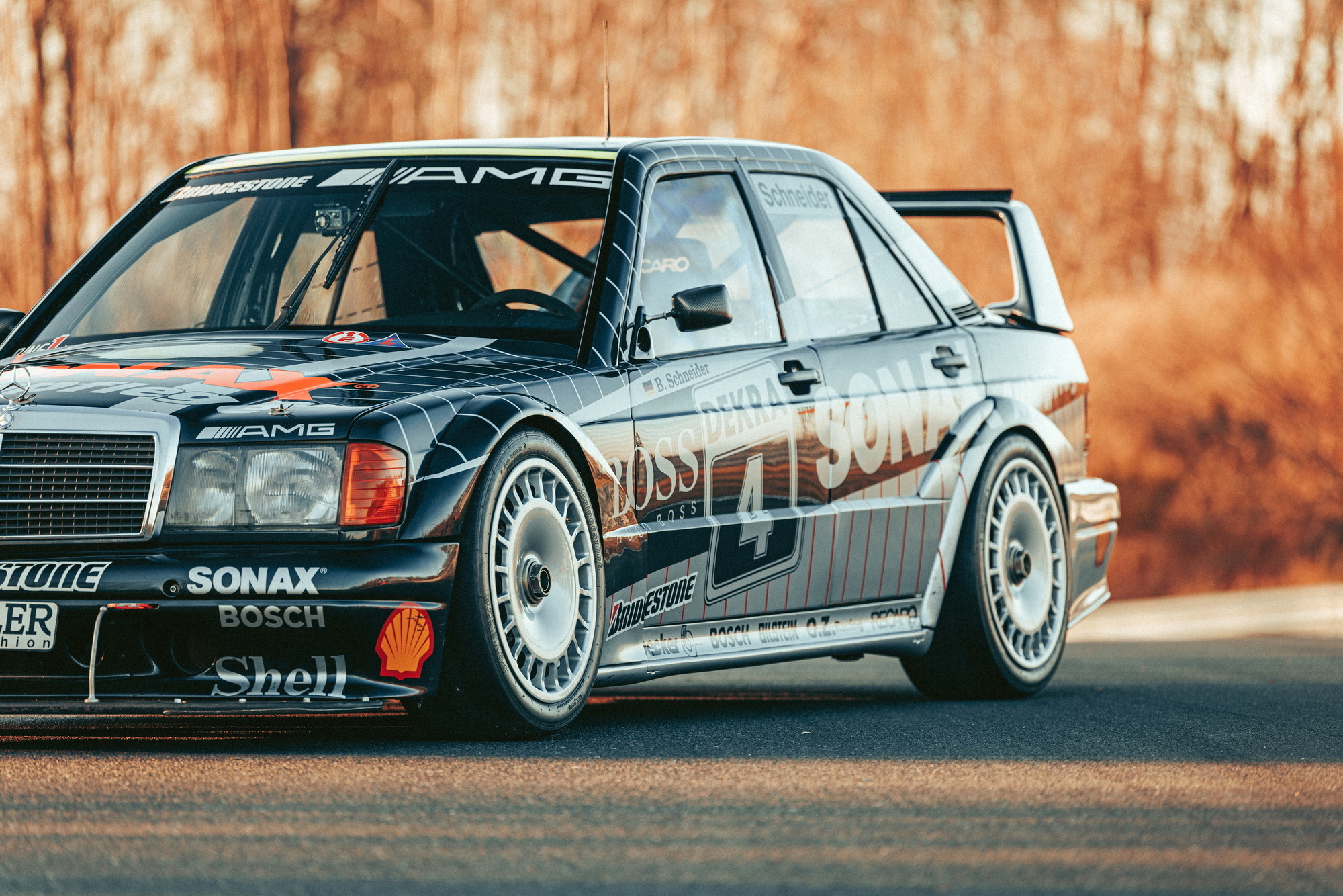 RM Sothebys 1992 Mercedes-AMG 190 E 2..5-16 Evolution II 25
