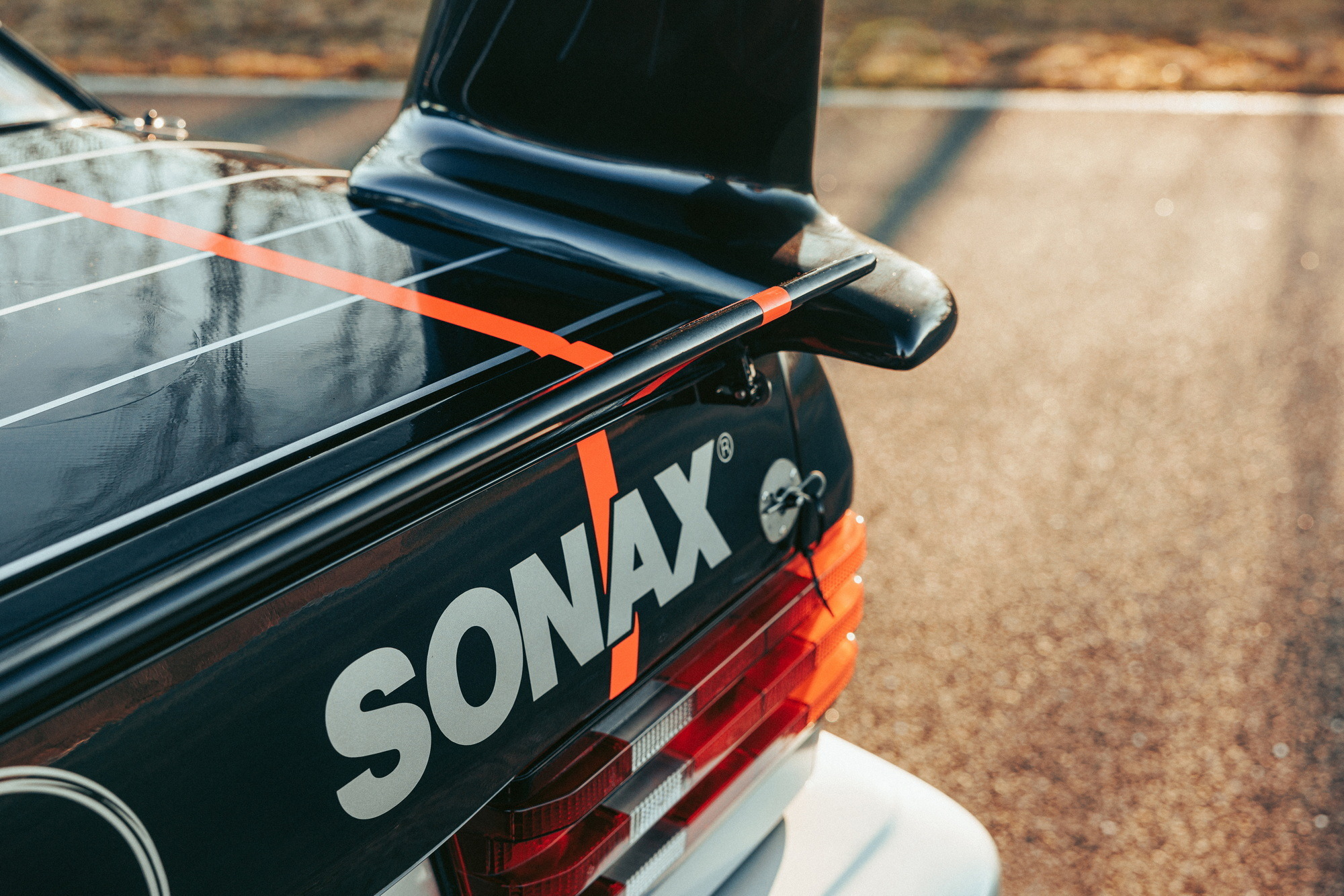 RM Sothebys 1992 Mercedes-AMG 190 E 2..5-16 Evolution II 34