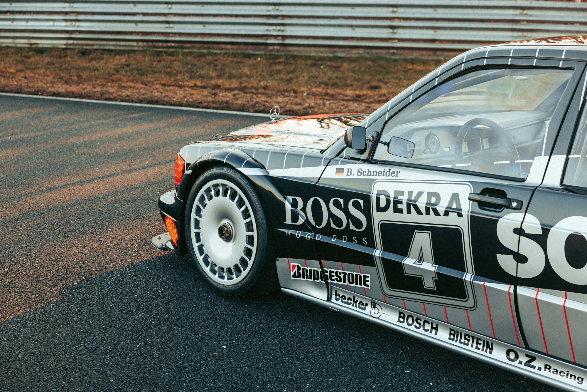 RM Sothebys 1992 Mercedes-AMG 190 E 2..5-16 Evolution II 35