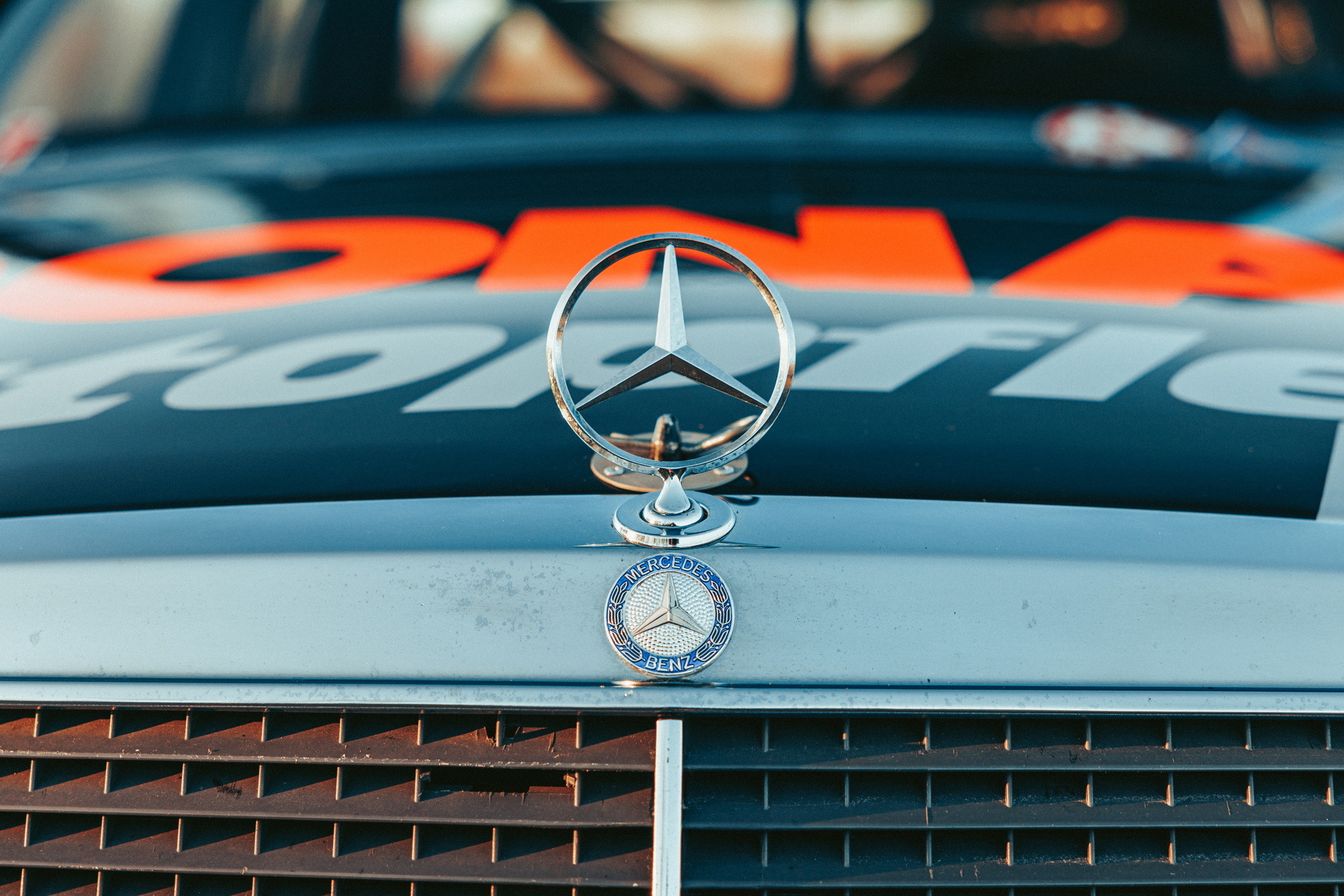 RM Sothebys 1992 Mercedes-AMG 190 E 2..5-16 Evolution II 37