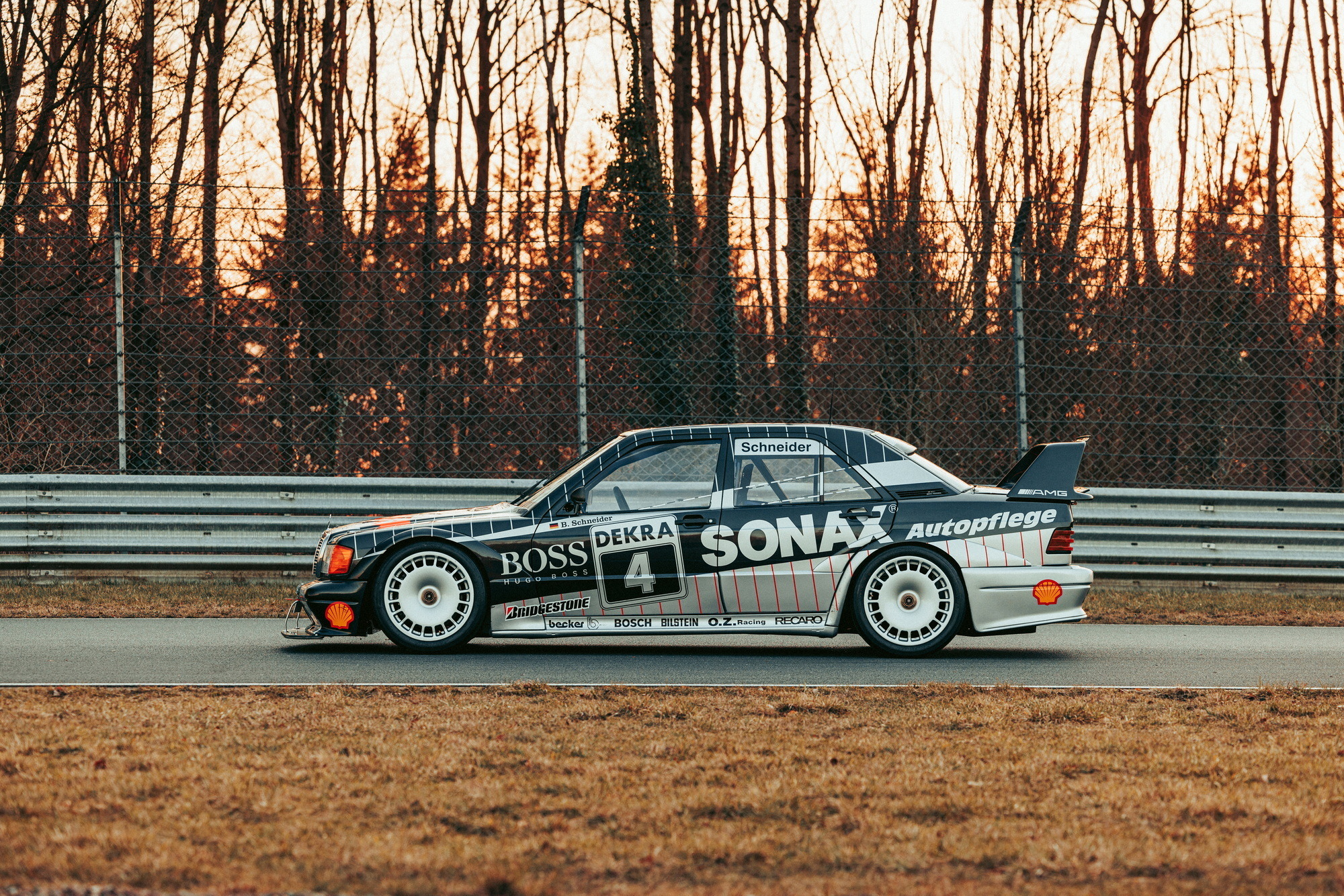 RM Sothebys 1992 Mercedes-AMG 190 E 2..5-16 Evolution II 5