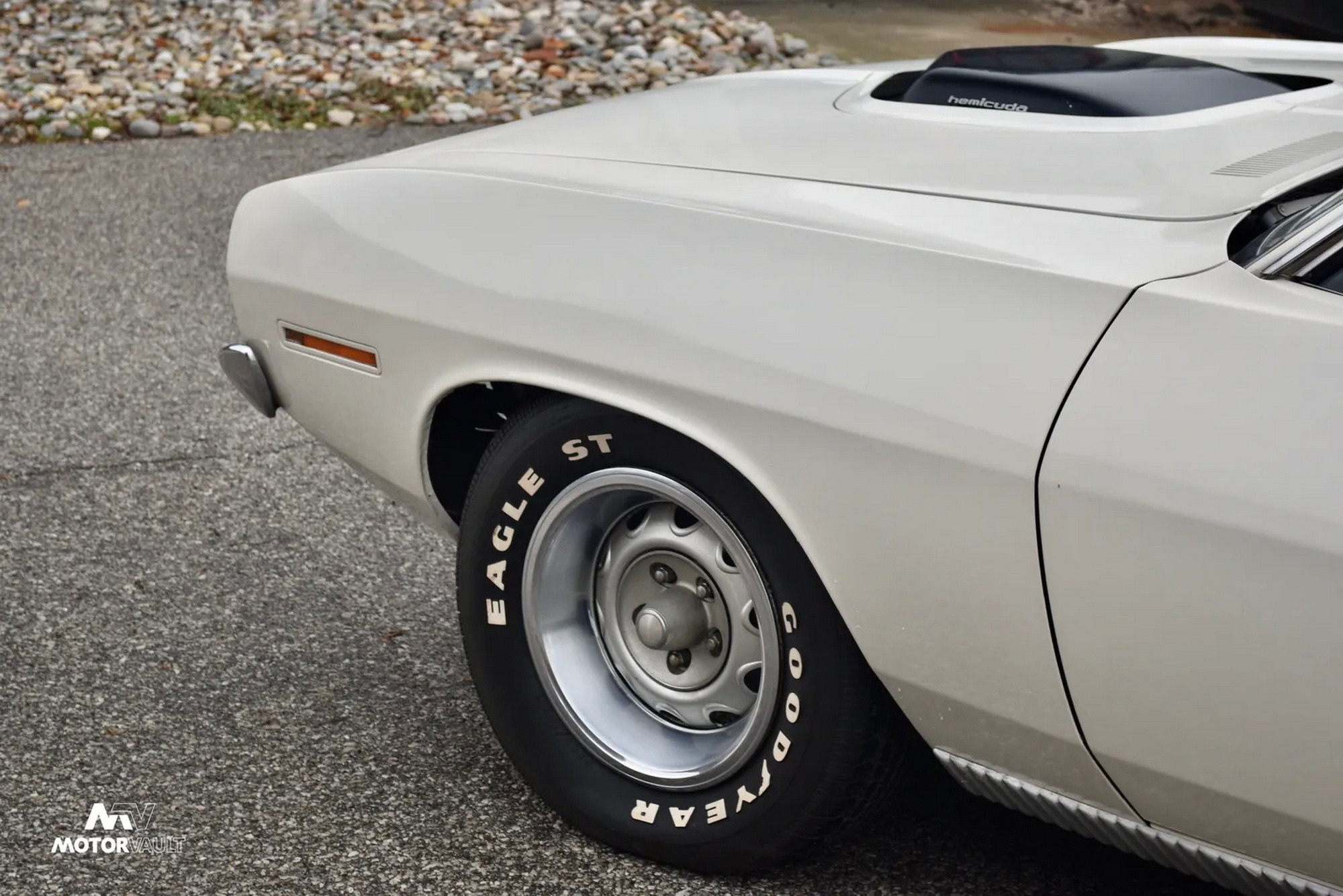 1970 Plymouth Hemi Cuda 13