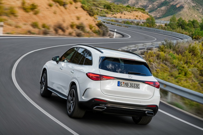 2023 Mercedes GLC 10