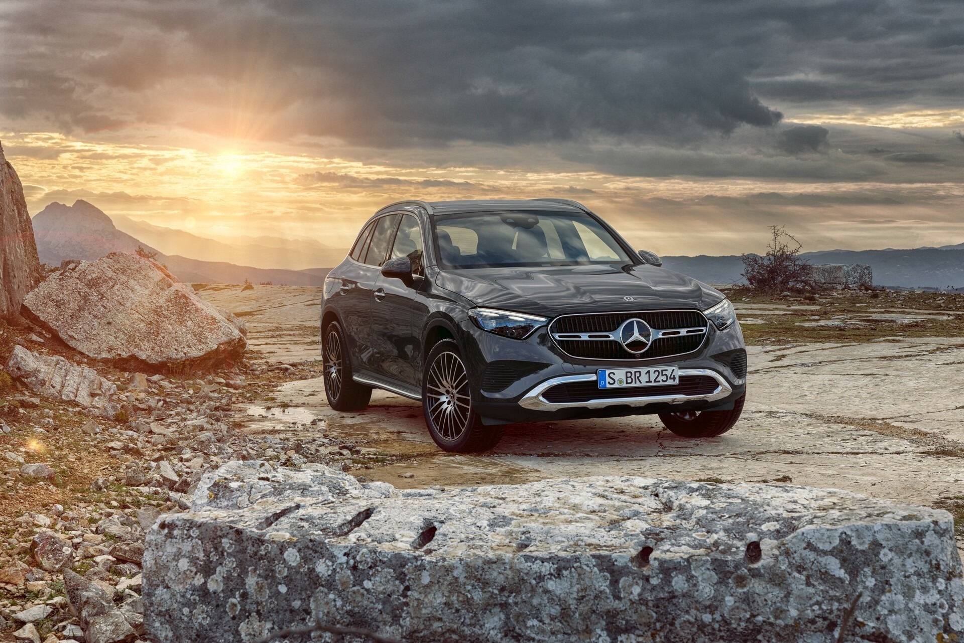 2023 Mercedes GLC 2