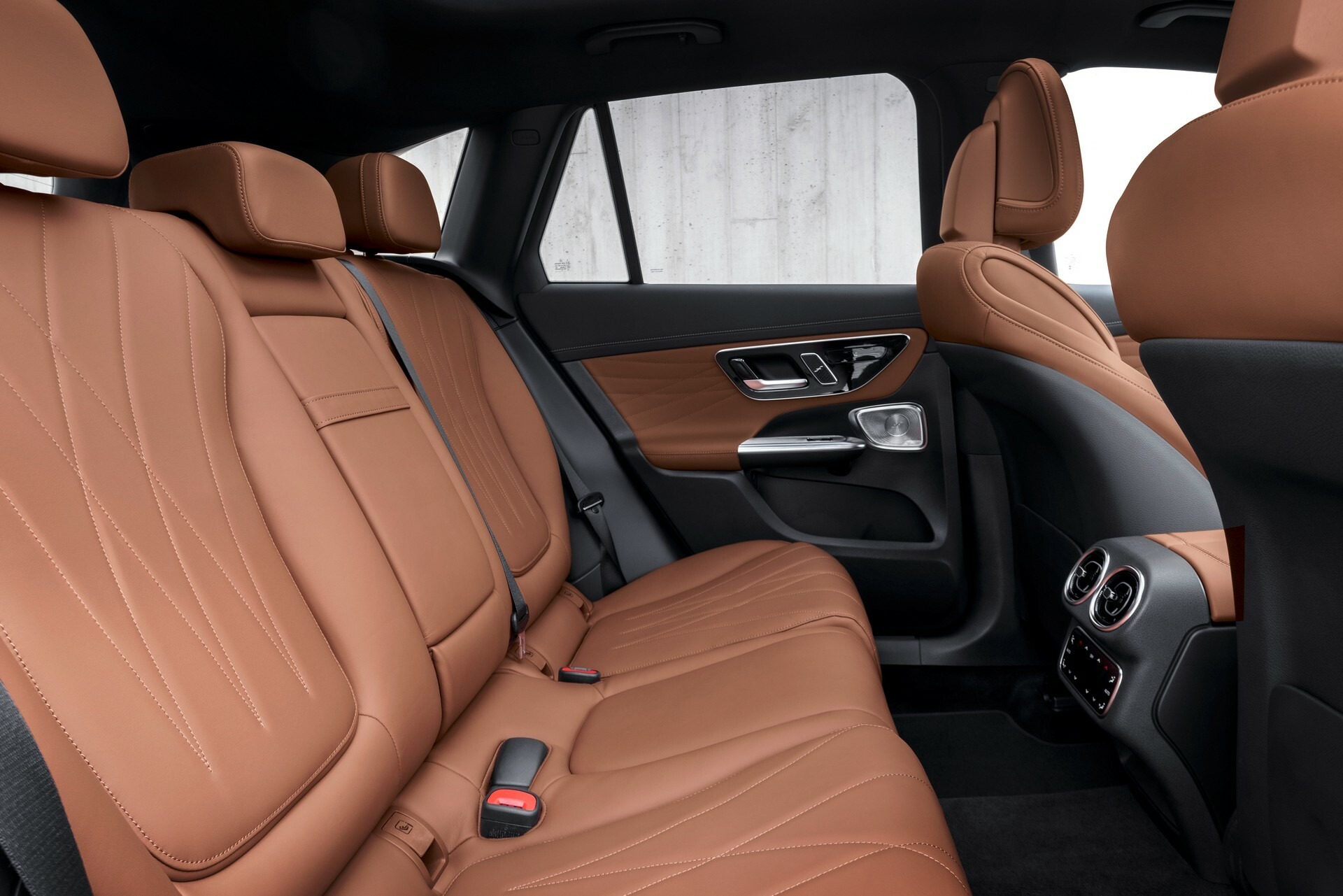 2023 Mercedes GLC 7
