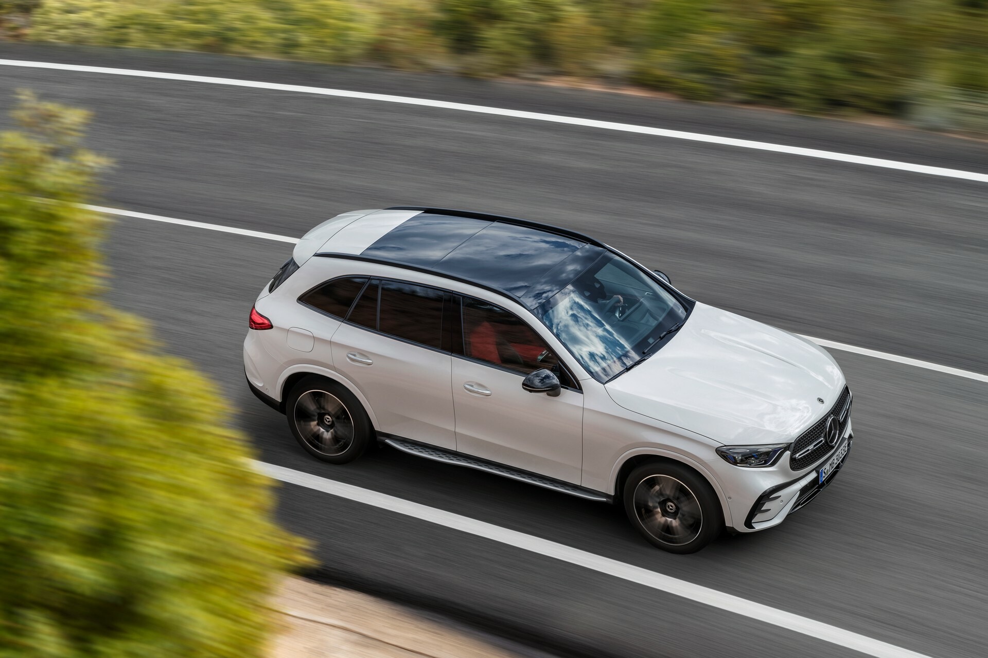 2023 Mercedes GLC 8