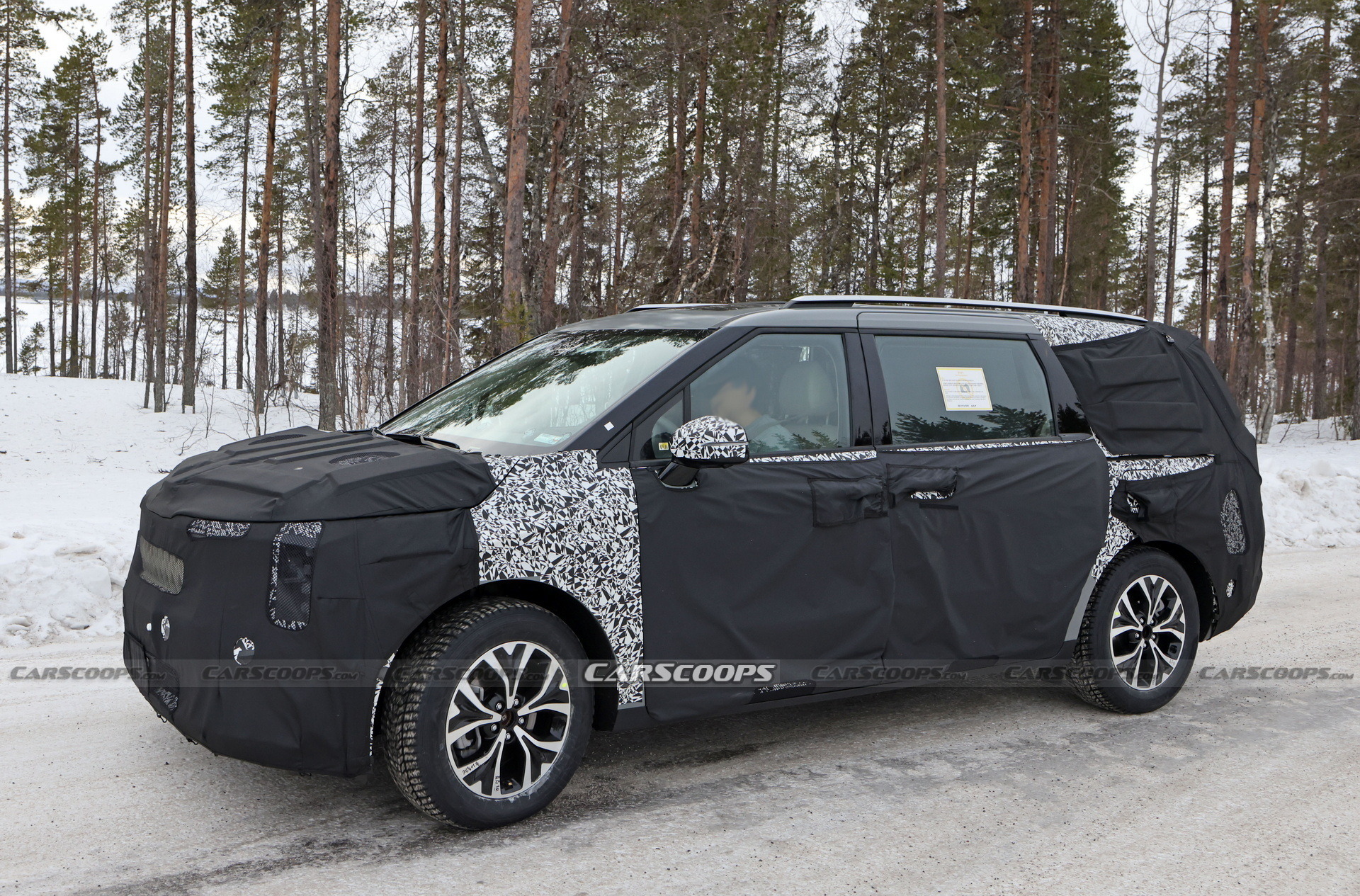 Kia Carnival facelift Scoop (15)