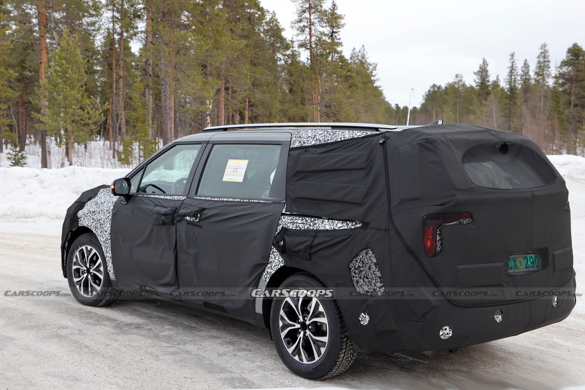 Kia Carnival facelift Scoop (19)