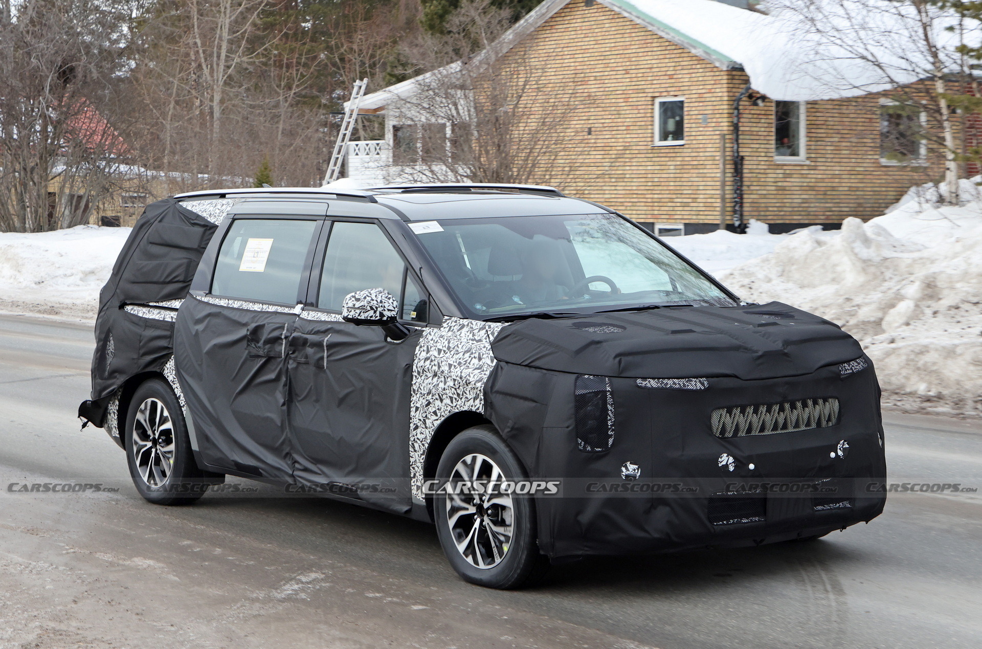 Kia Carnival facelift Scoop (2)