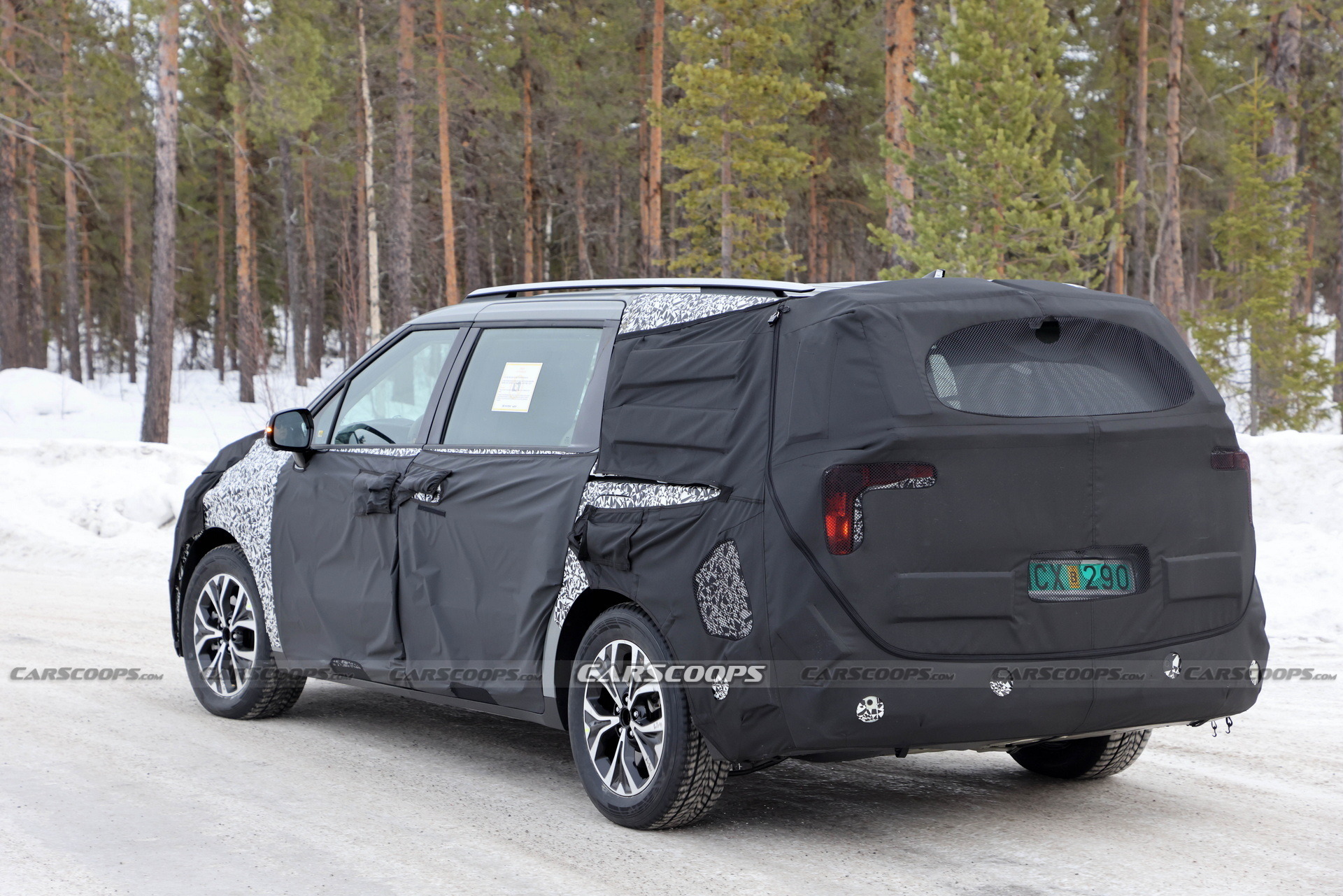 Kia Carnival facelift Scoop (20)
