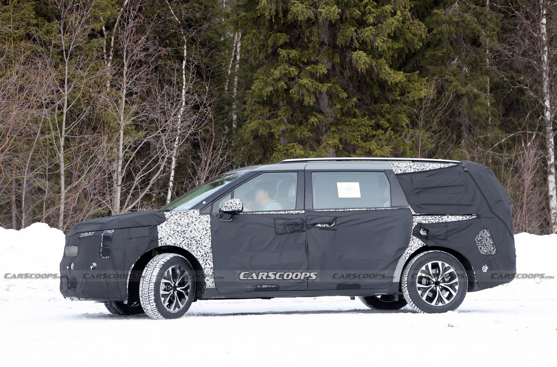 Kia Carnival facelift Scoop (22)