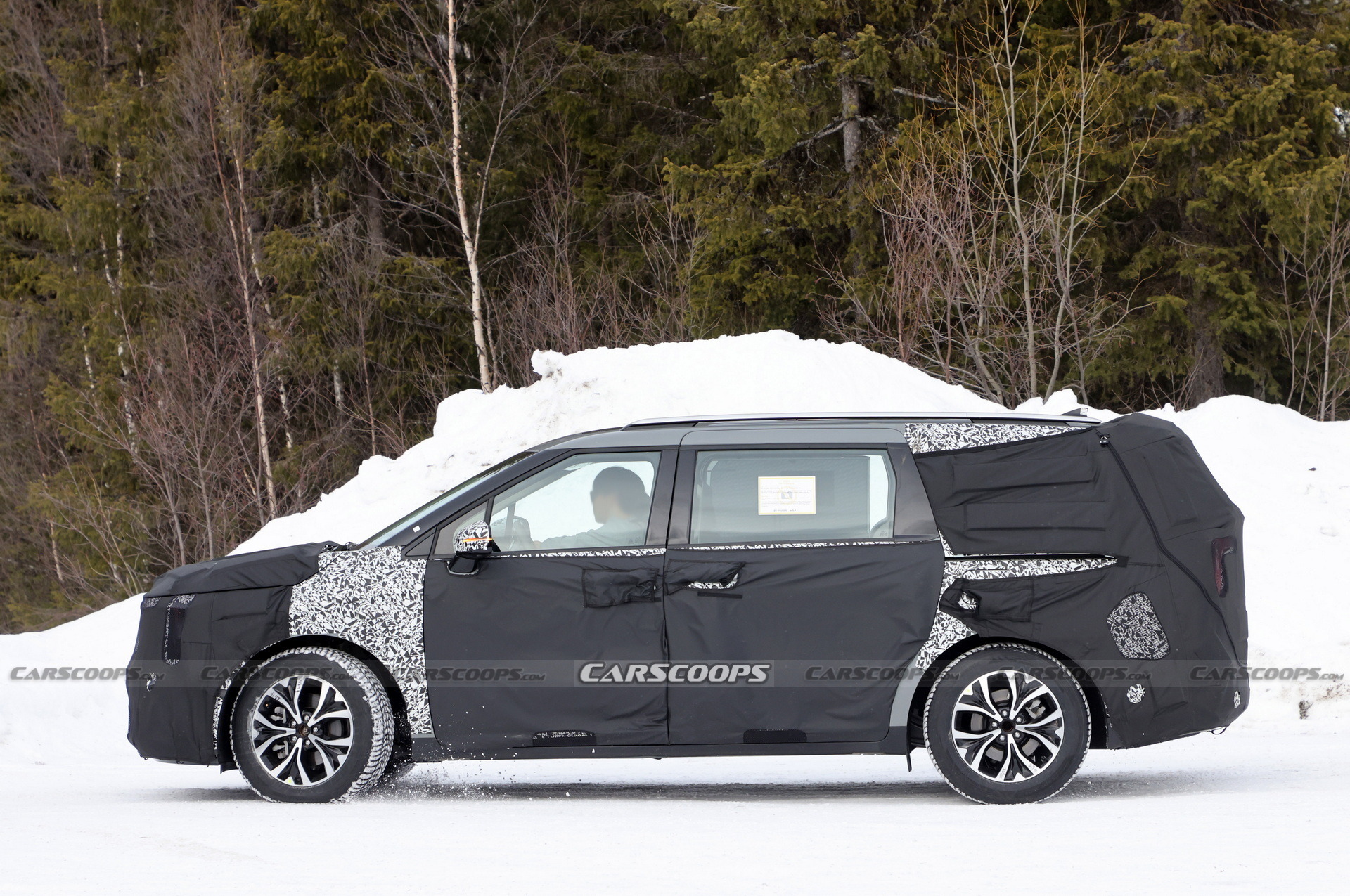 Kia Carnival facelift Scoop (24)