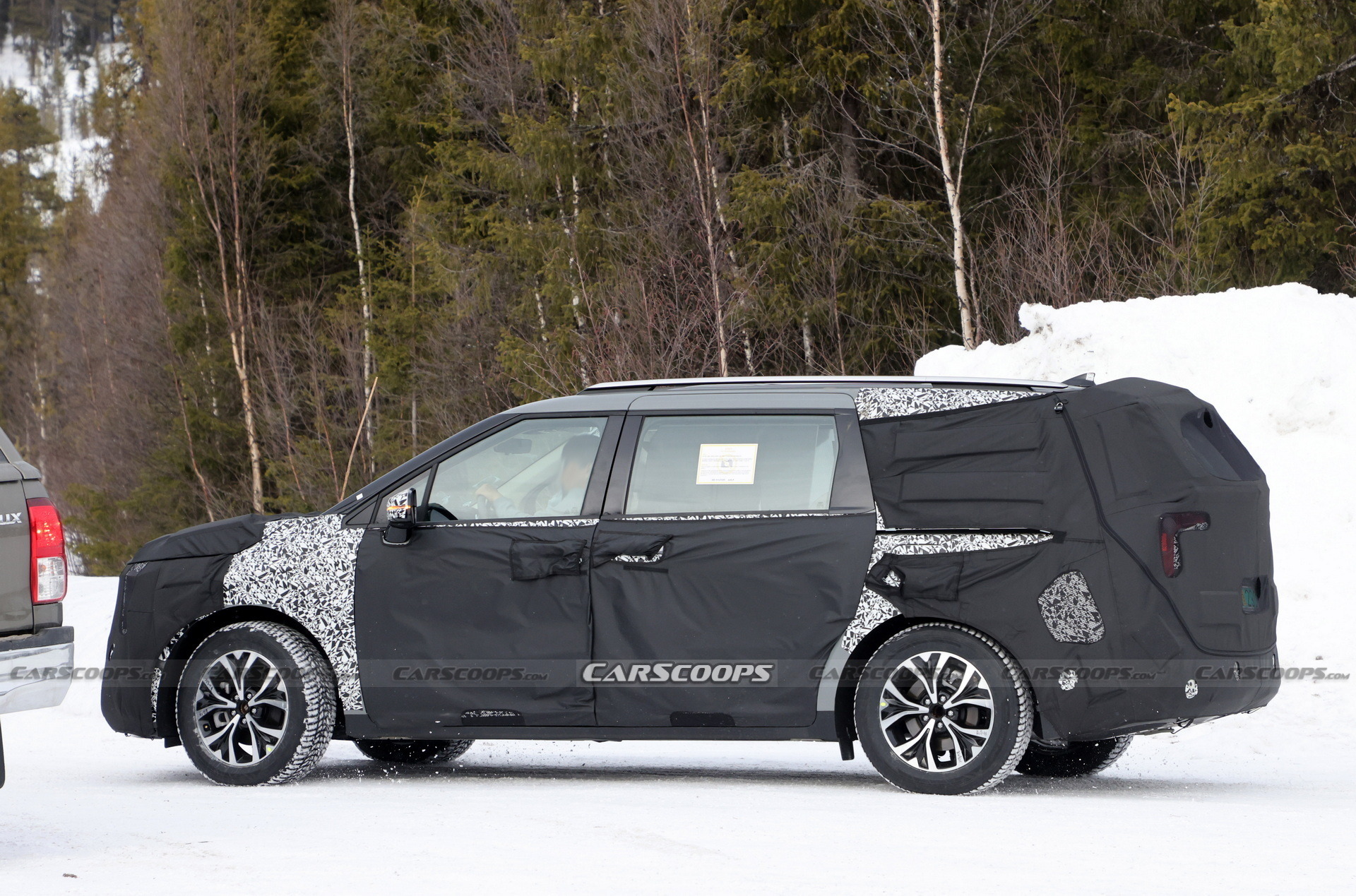 Kia Carnival facelift Scoop (25)