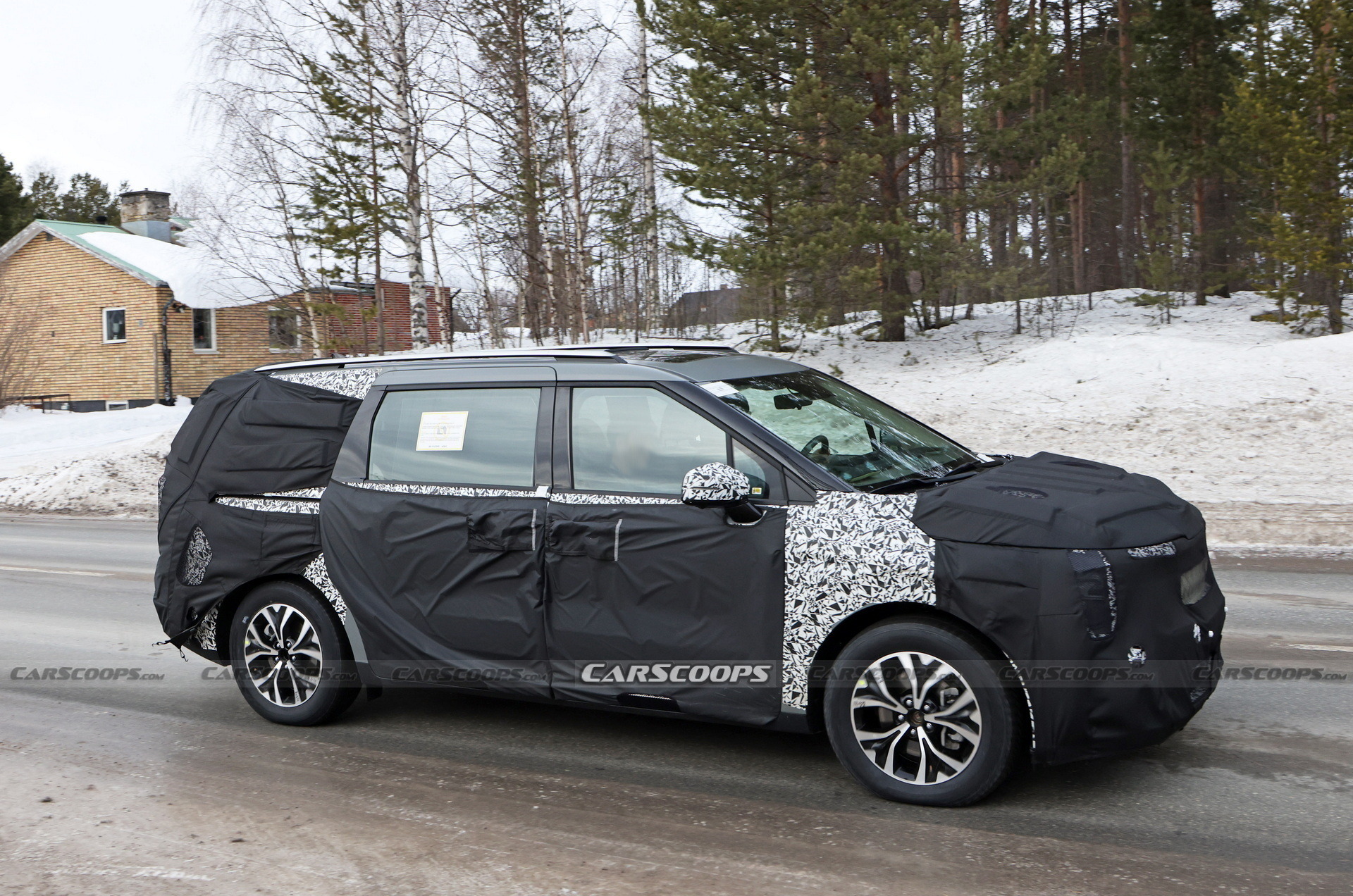 Kia Carnival facelift Scoop (4)