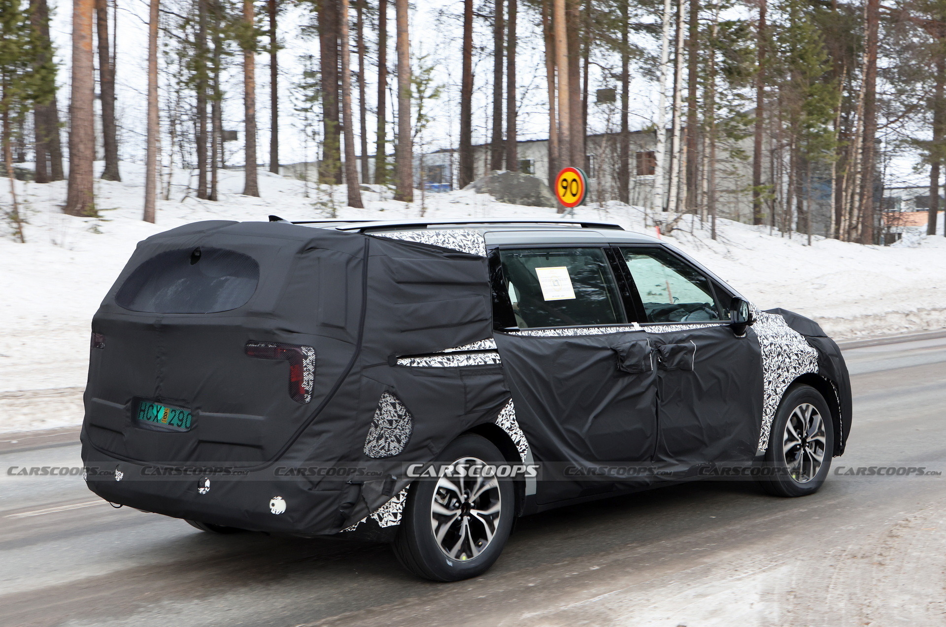 Kia Carnival facelift Scoop (8)