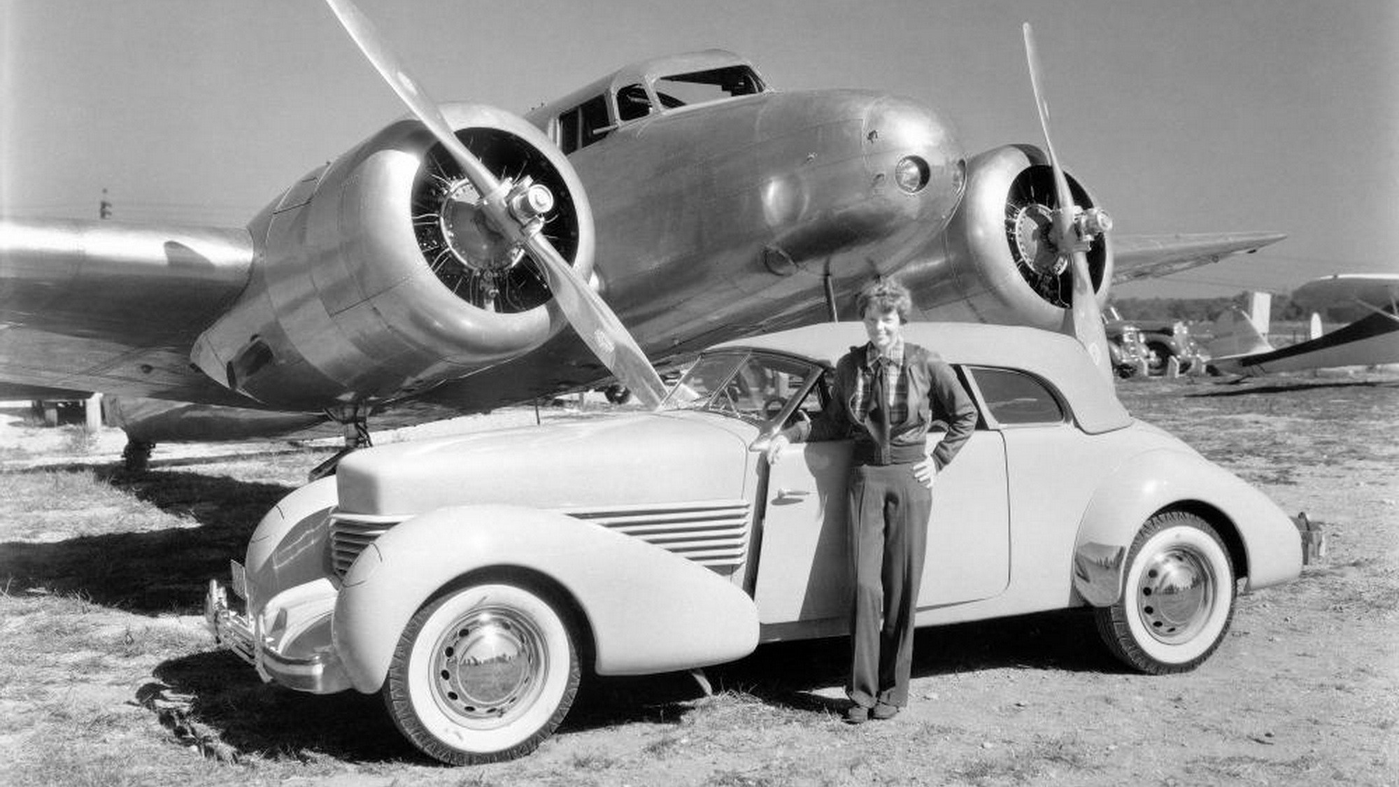 1937 Cord 812 Phaeton 1