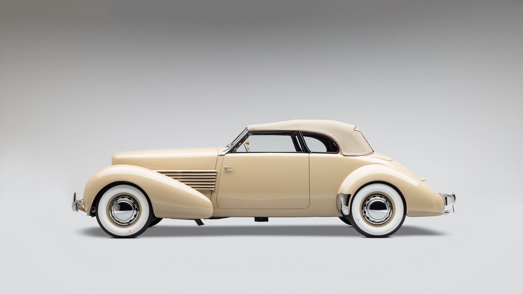 1937 Cord 812 Phaeton 2