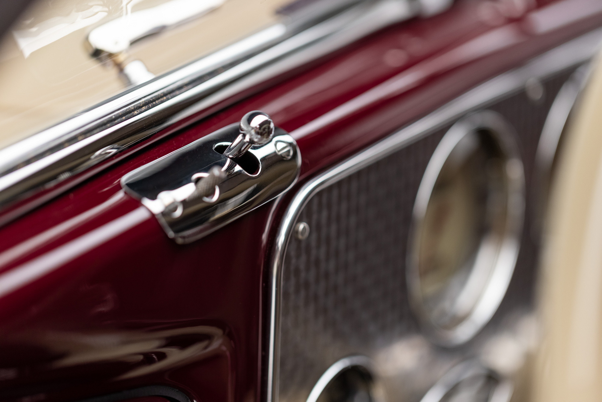 1937 Cord 812 Phaeton 28