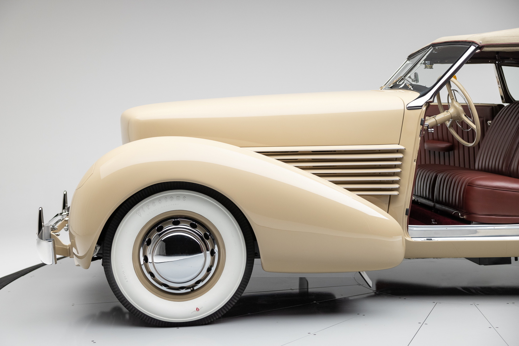 1937 Cord 812 Phaeton 30